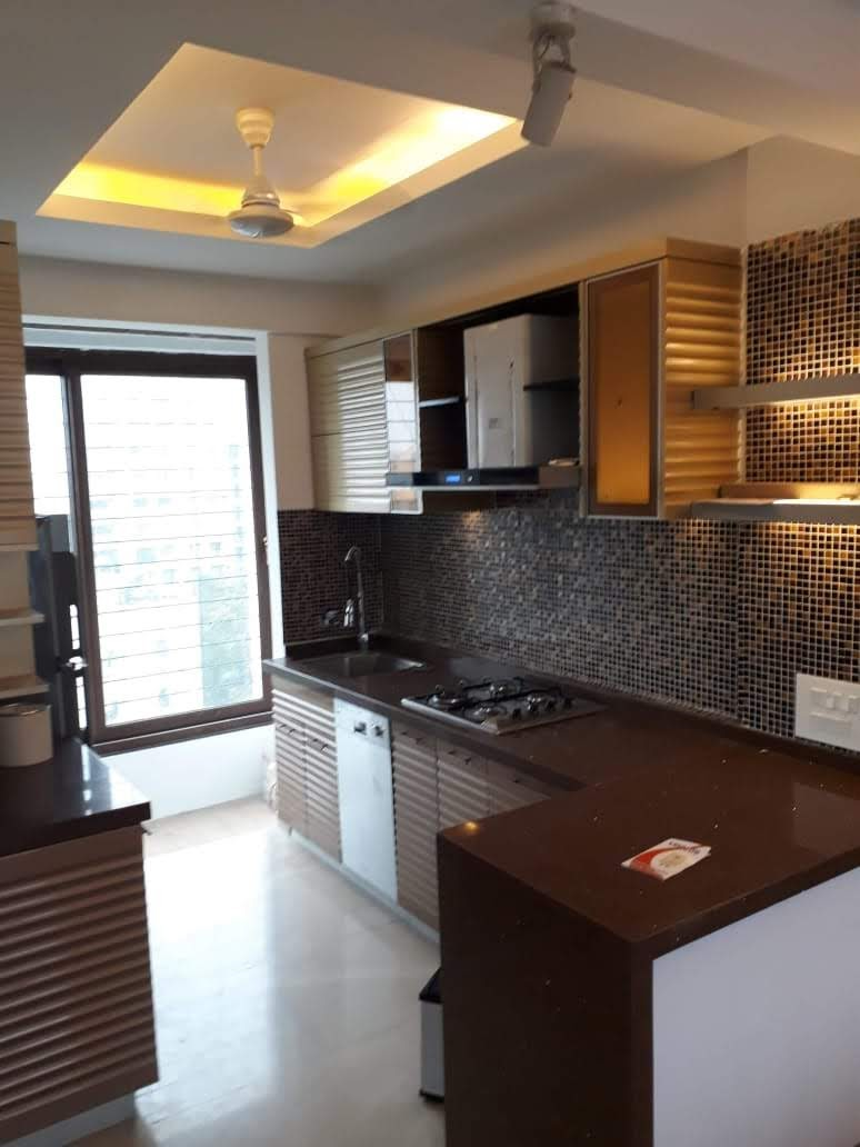 2 BHK Flats on Rent in Rizvi East Street, Santacruz East