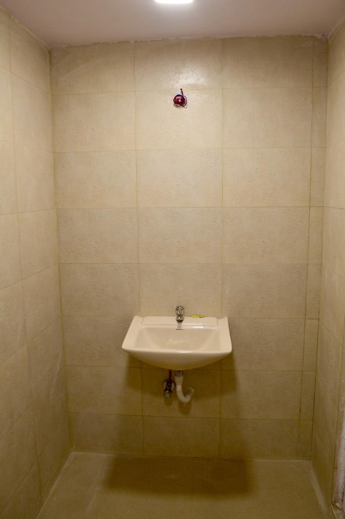 Office Space Offices for Sale in Ghanshyam Industrial Estate, Andheri West