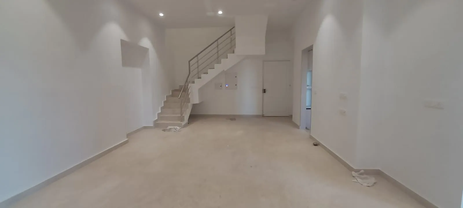 3 BHK Flats on Rent in Indiabulls Sky Forest, Lower Parel