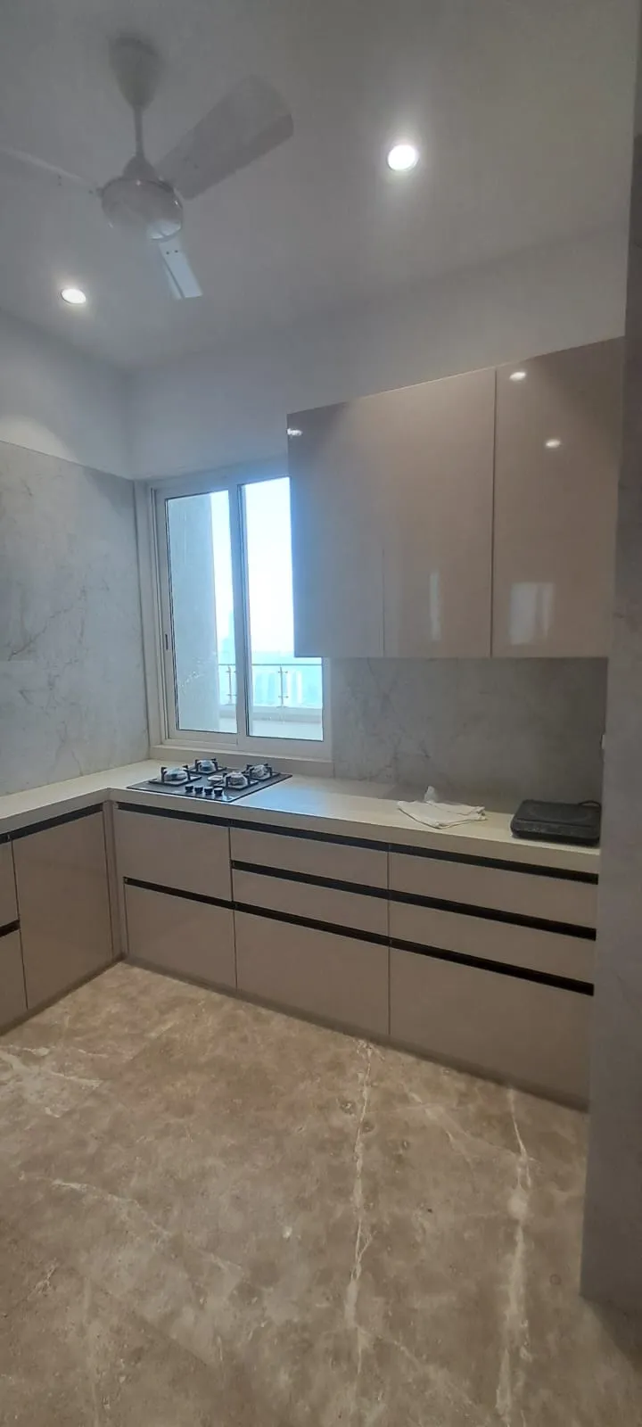 3 BHK Flats on Rent in Indiabulls Sky Forest, Lower Parel