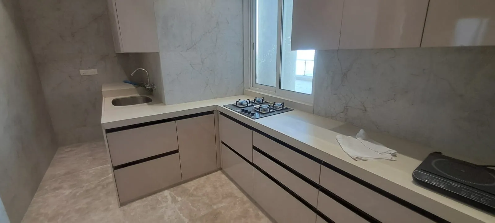 3 BHK Flats on Rent in Indiabulls Sky Forest, Lower Parel