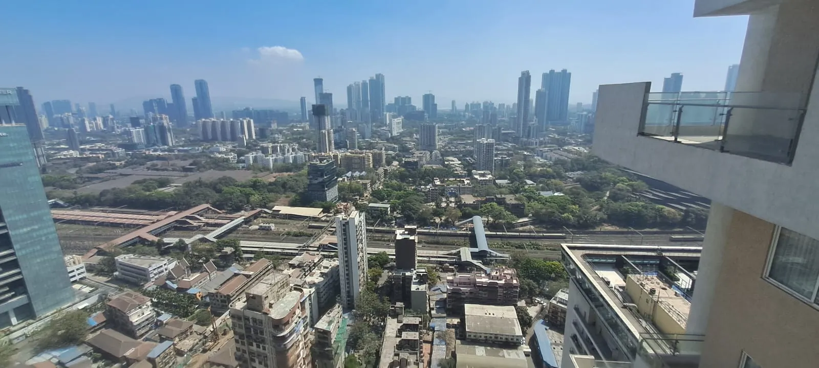 3 BHK Flats on Rent in Indiabulls Sky Forest, Lower Parel