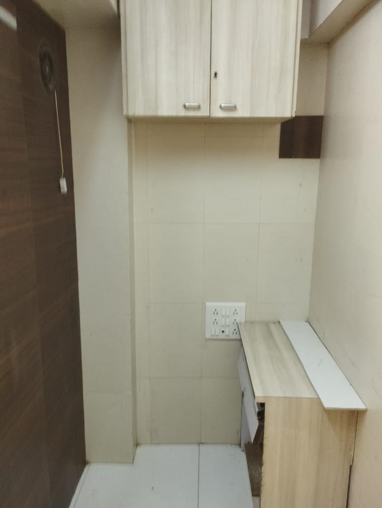 2 - Juhu Sangeeta, Juhu