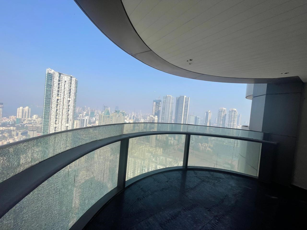 3 BHK Semi Furnished in Omkar 1973 , Worli