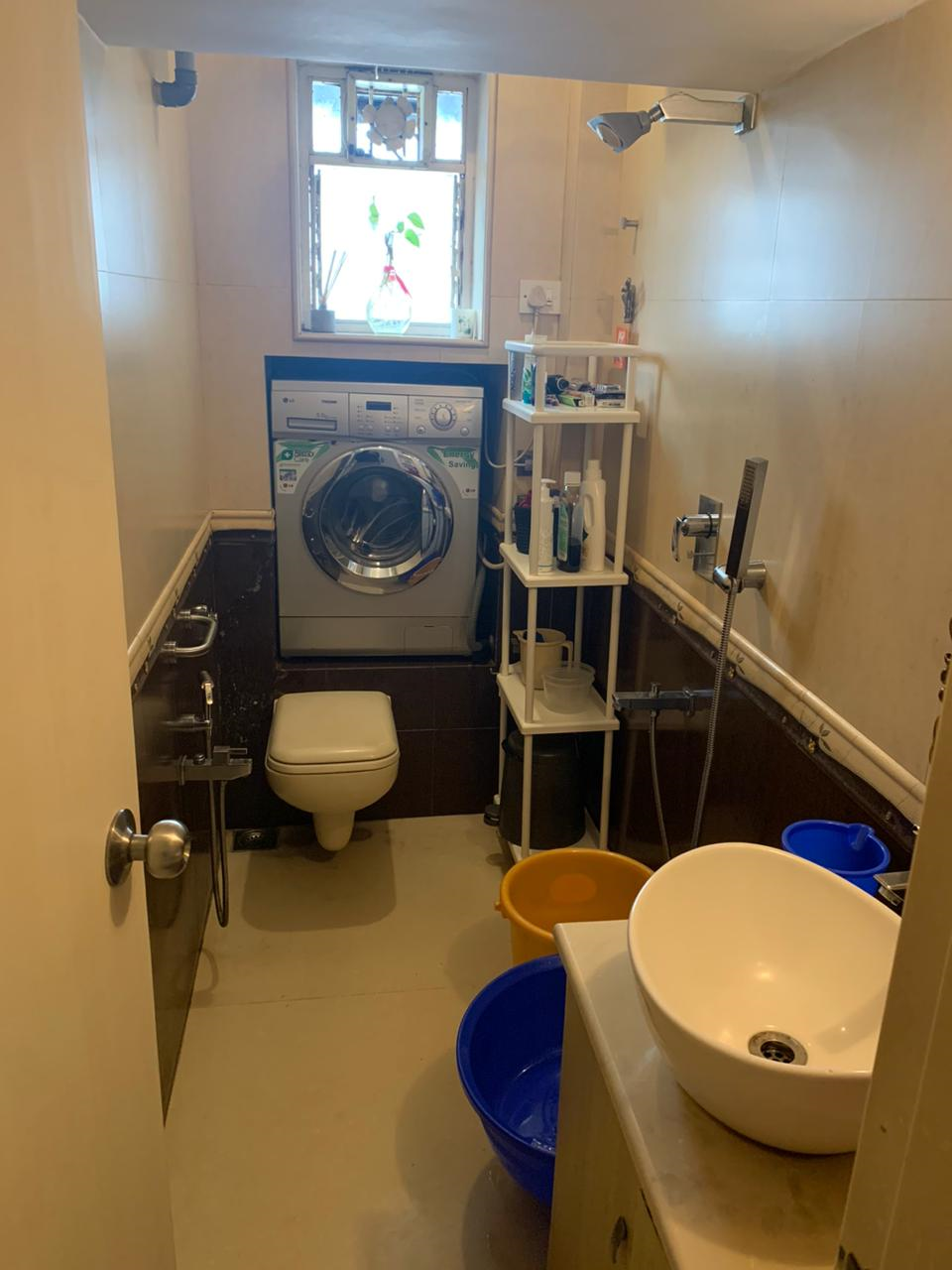 2 BHK Semi Furnished in Highland , Bandra West