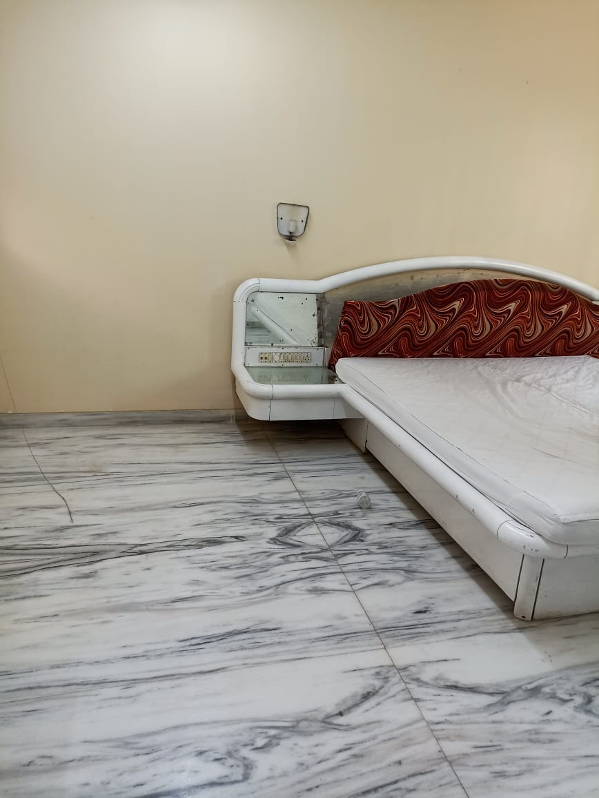 3 BHK Flats on Rent in Snehal, Malad West