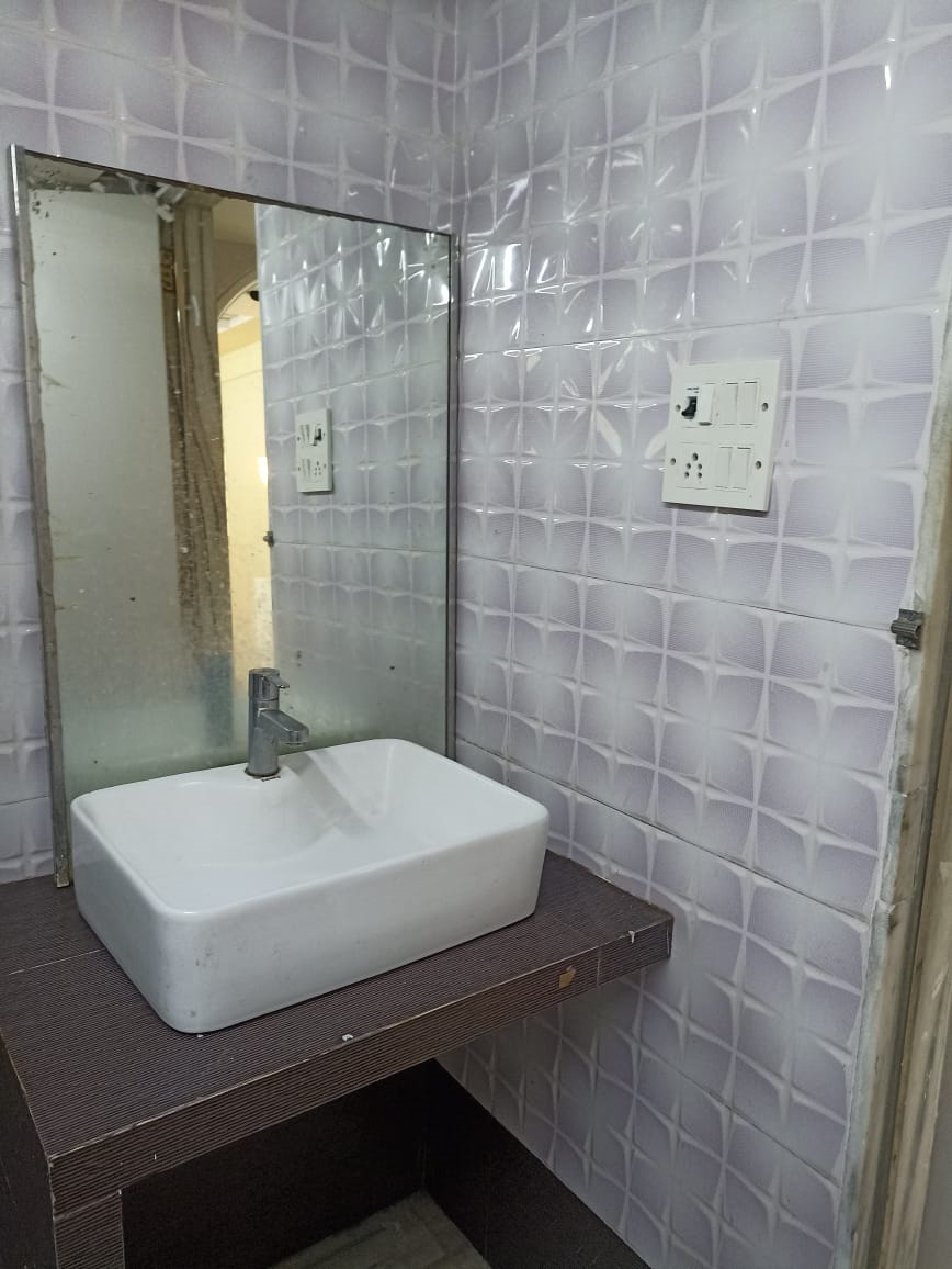 8 - Snehal, Malad West