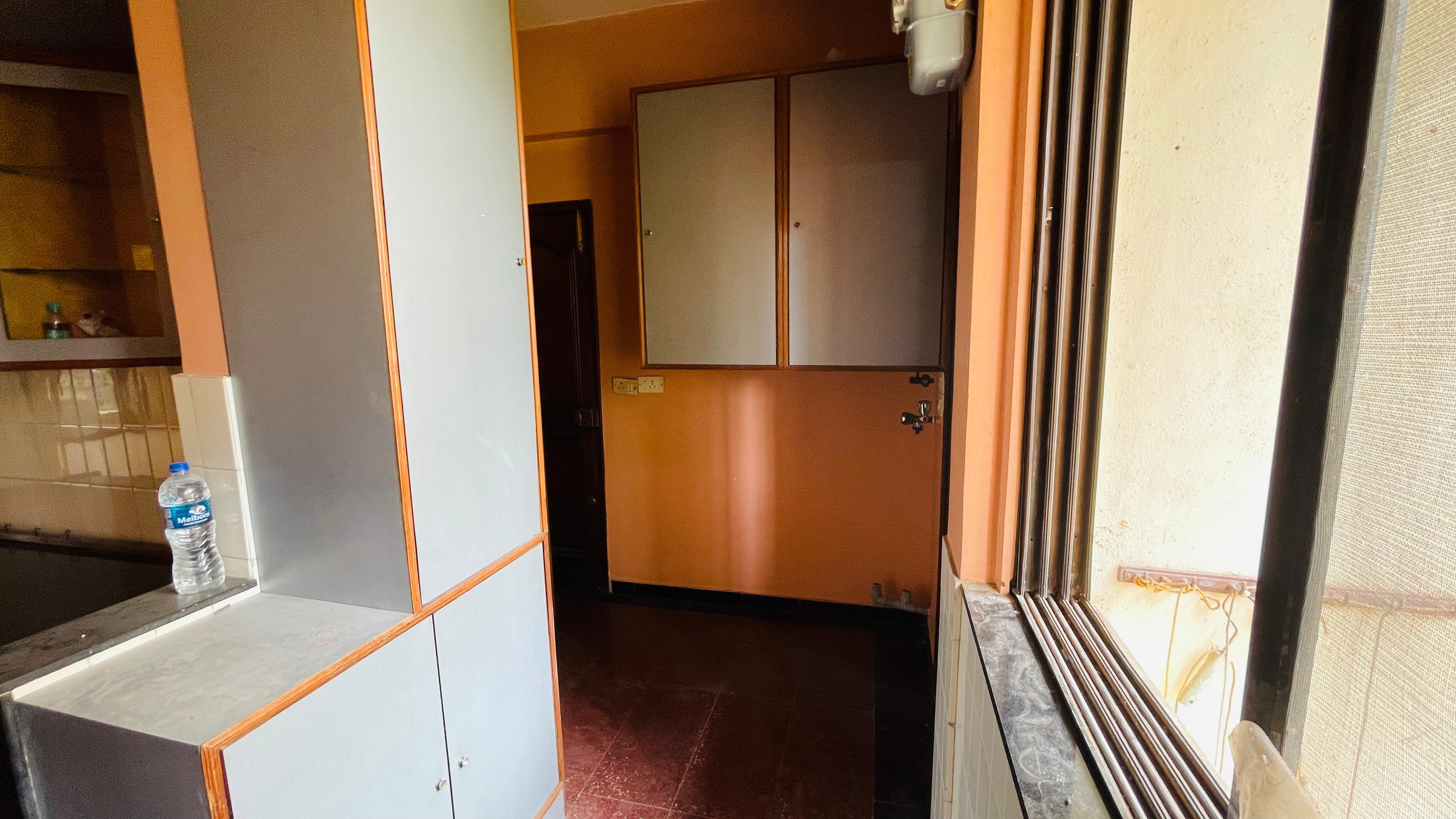 22 - Usha Villa, Santacruz West