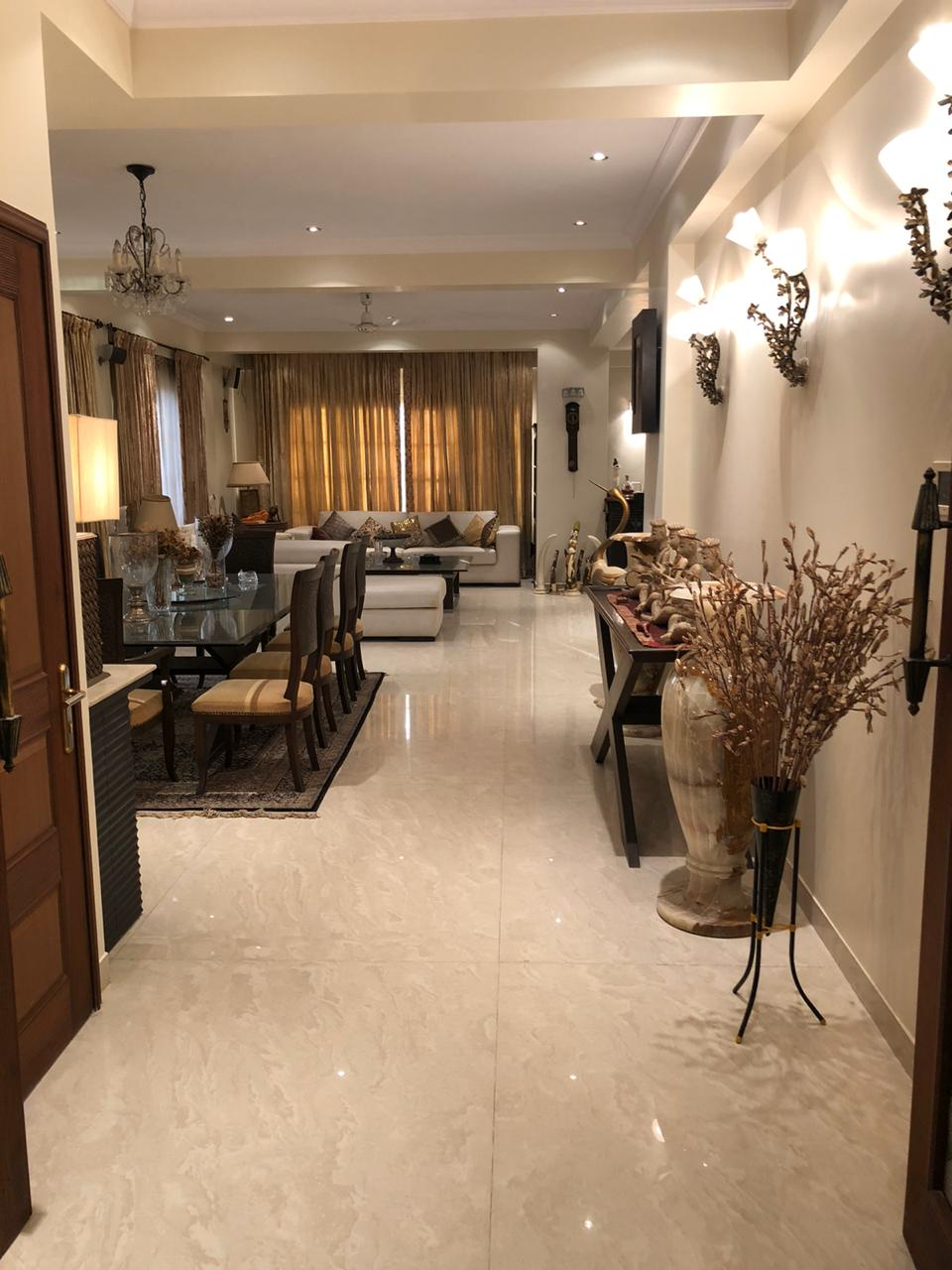 17 - Mangal Sandesh, Khar West