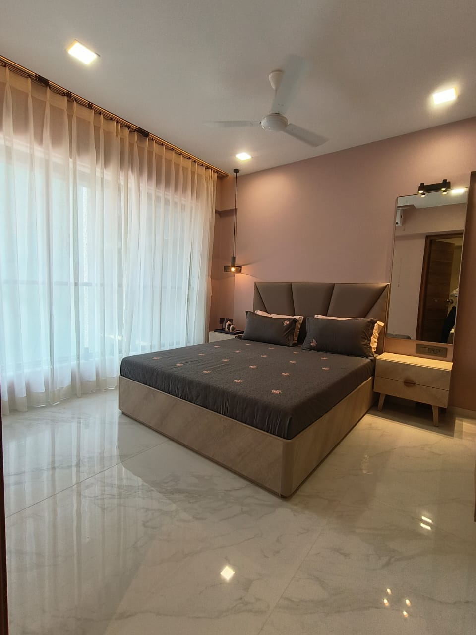 7 - Aum Nav Kiran, Santacruz West