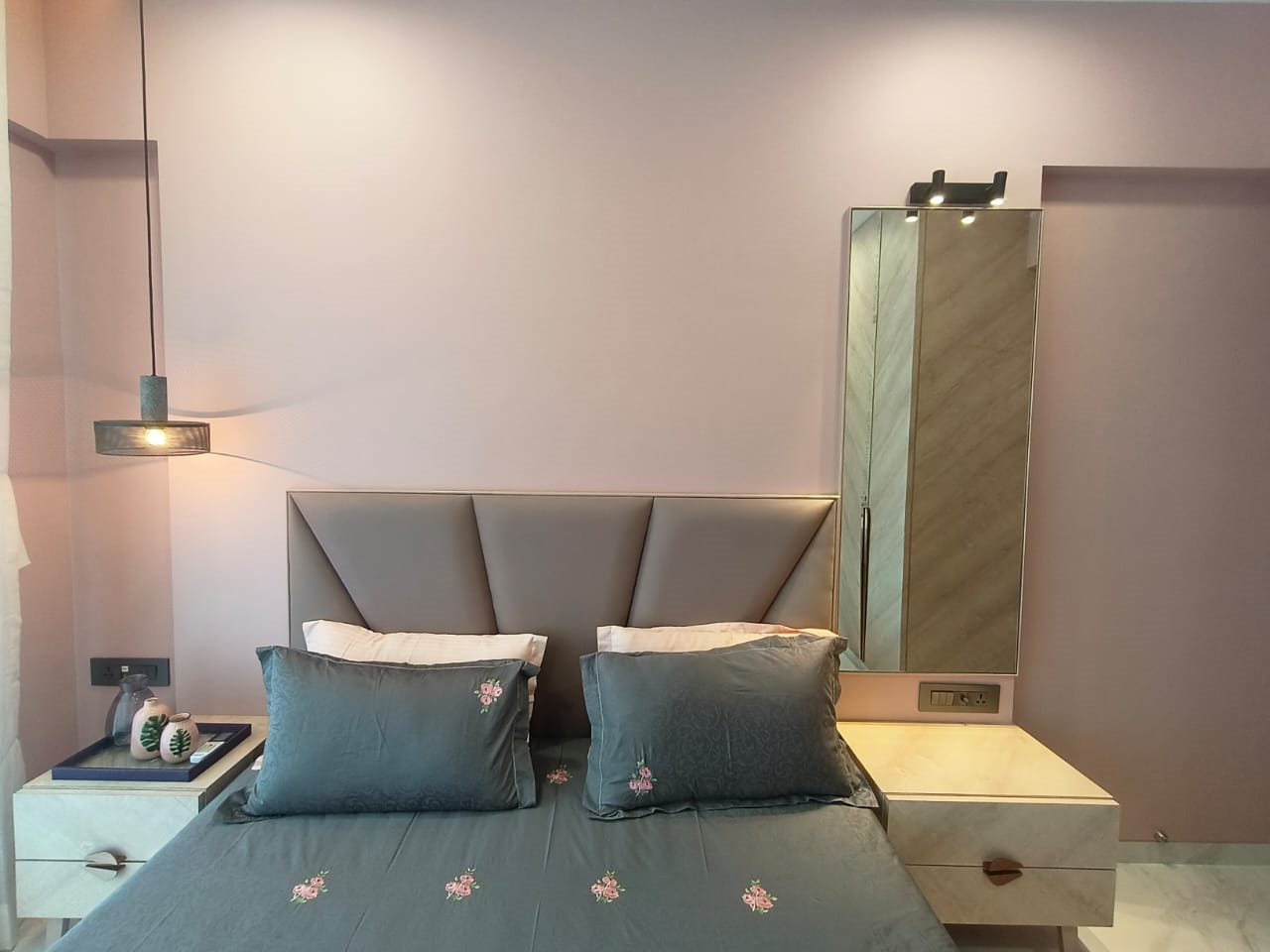 9 - Aum Nav Kiran, Santacruz West