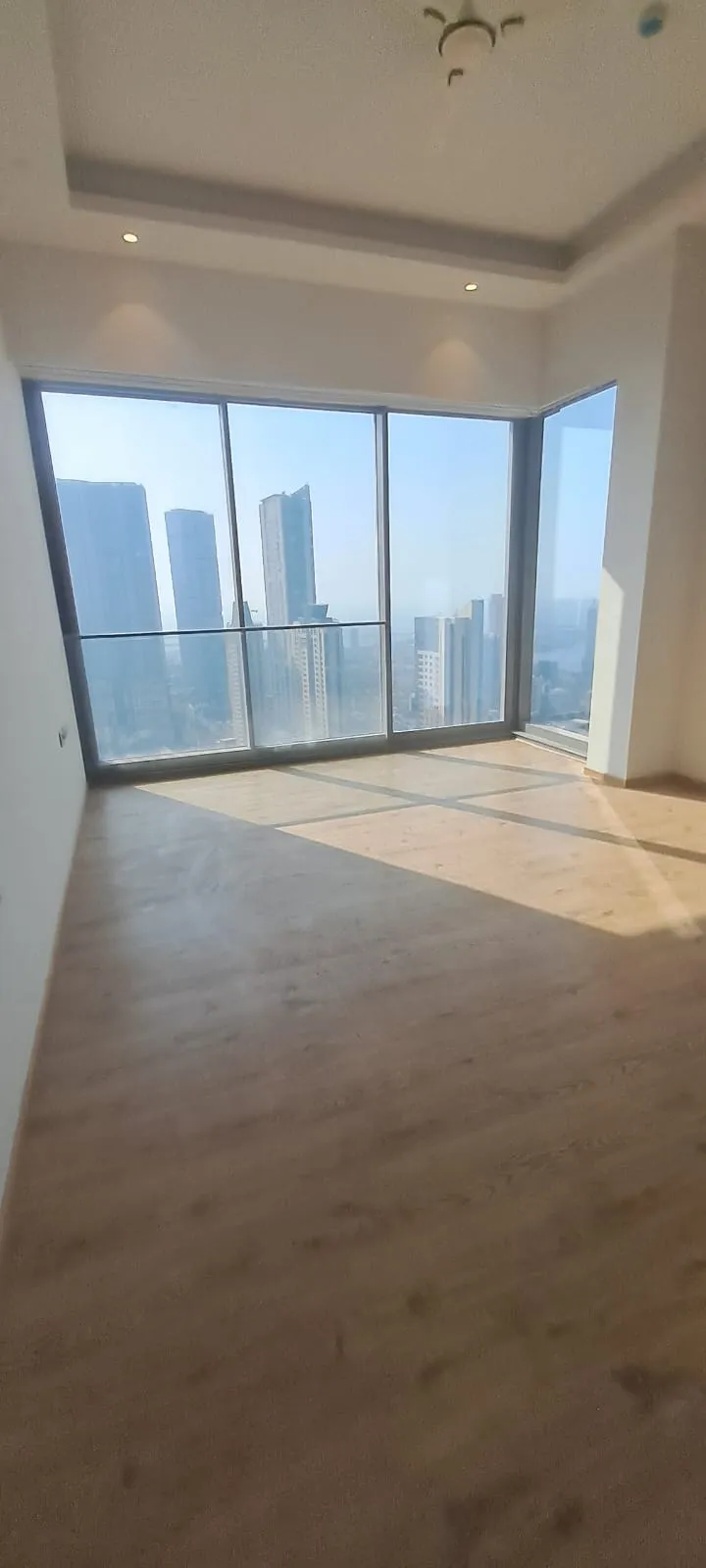 Rc11 - Rustomjee Crown Tower A, Prabhadevi