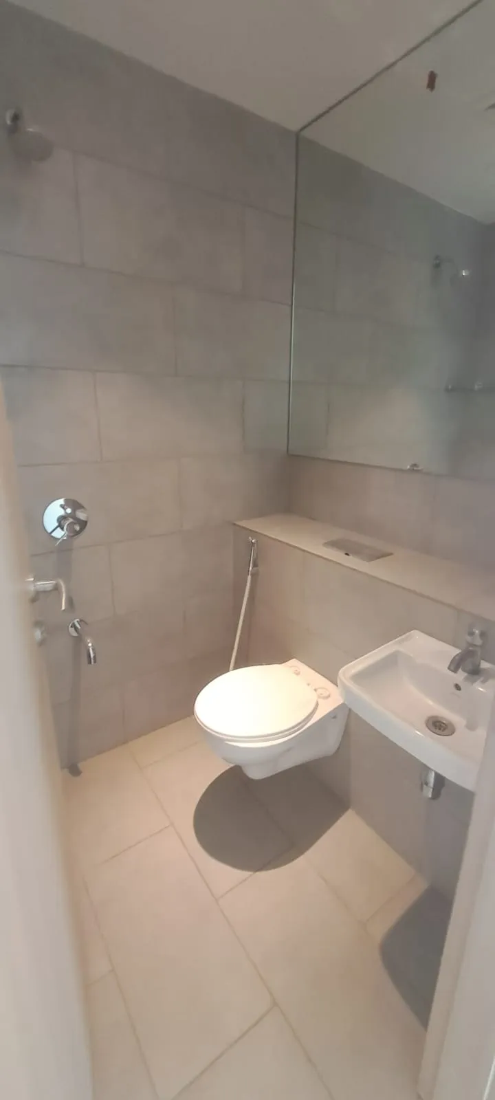 4 BHK Semi Furnished in Rustomjee Crown Tower A , Prabhadevi