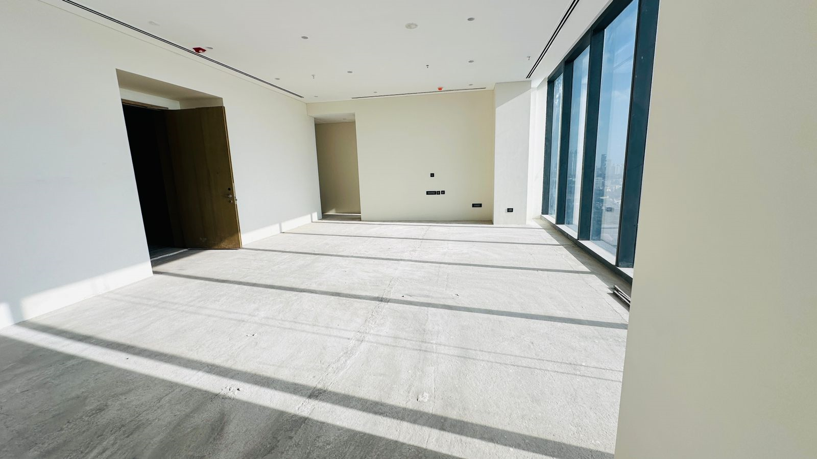 3 BHK Un Furnished in Four Seasons Private Residences , Worli