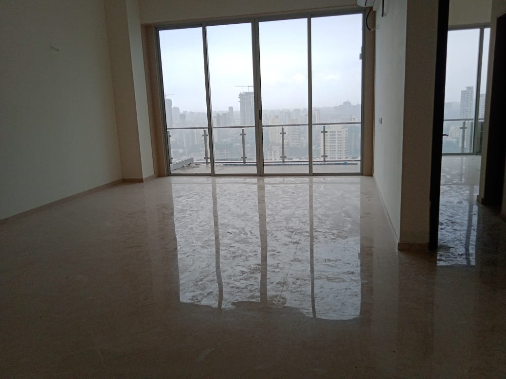 3 BHK Semi Furnished in Kohinoor Altissimo , Dadar West