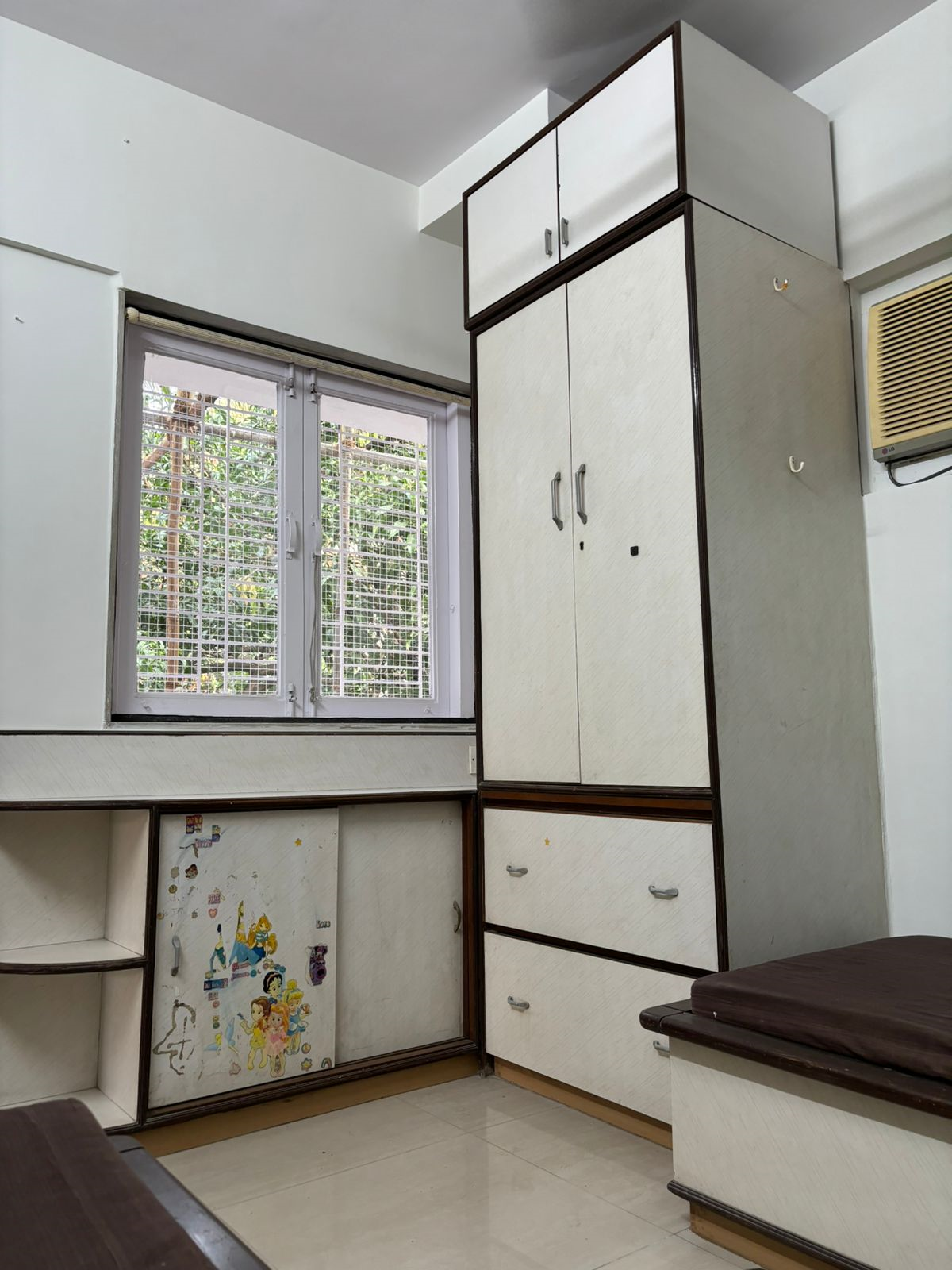 3 - Coronet Apartment, Bandra West