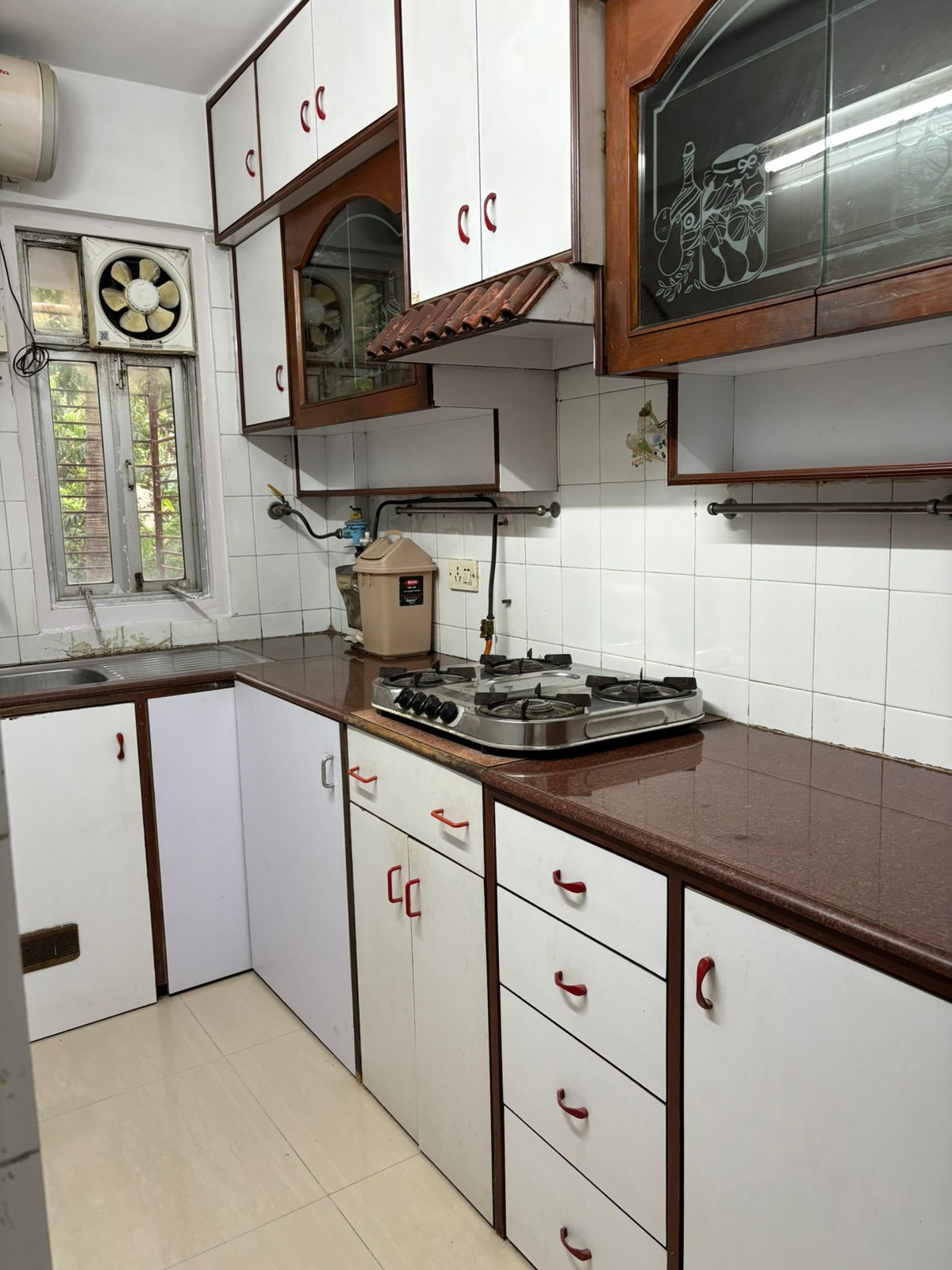 6 - Coronet Apartment, Bandra West