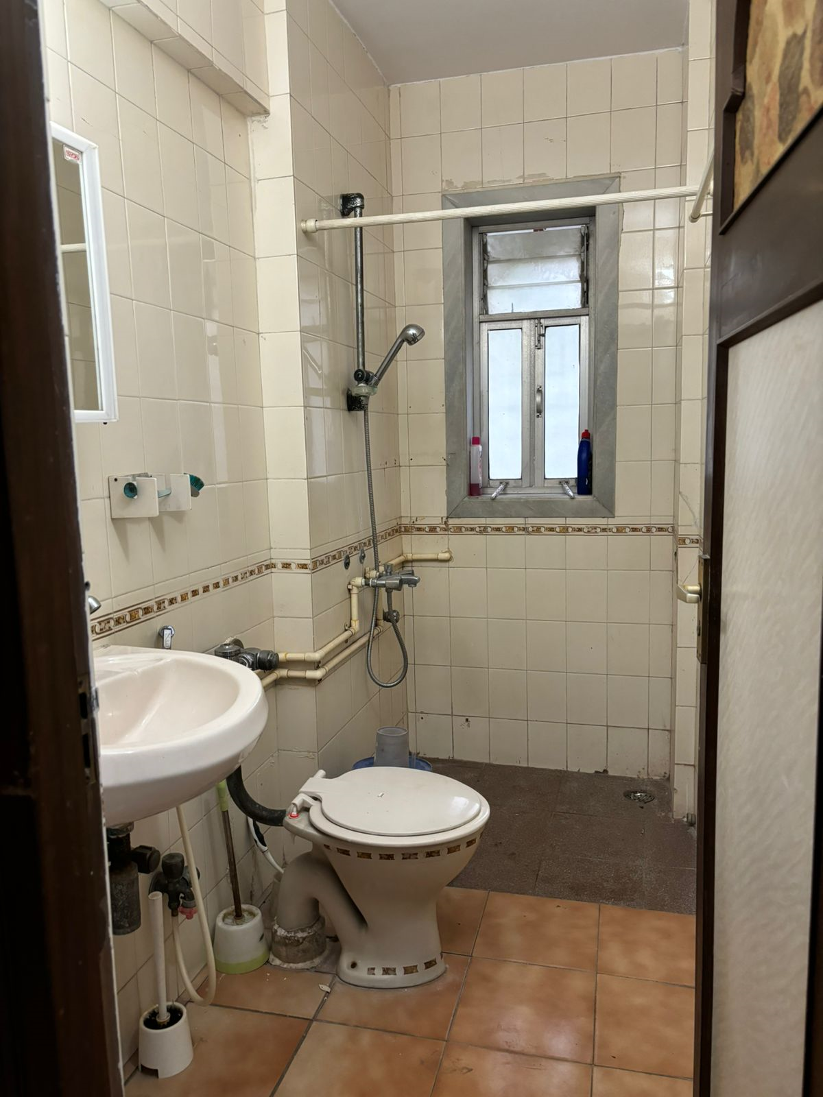 2 BHK Fully Furnished in Coronet Apartment , Bandra West