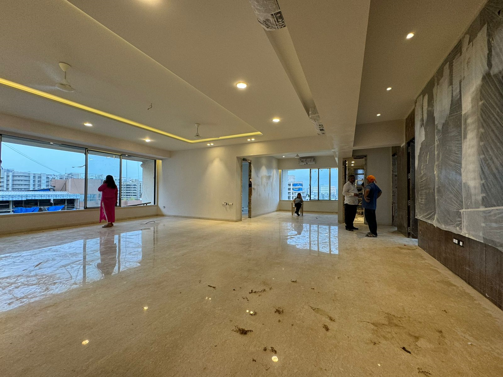 4 BHK Flats on Rent in Vienna, Juhu