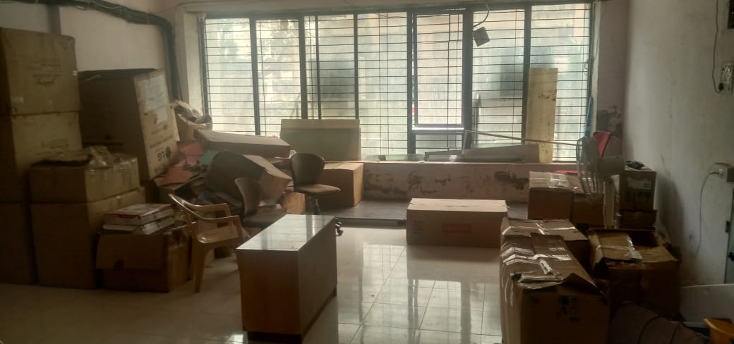 Office Space Semi Furnished in Sky Park , Goregaon West