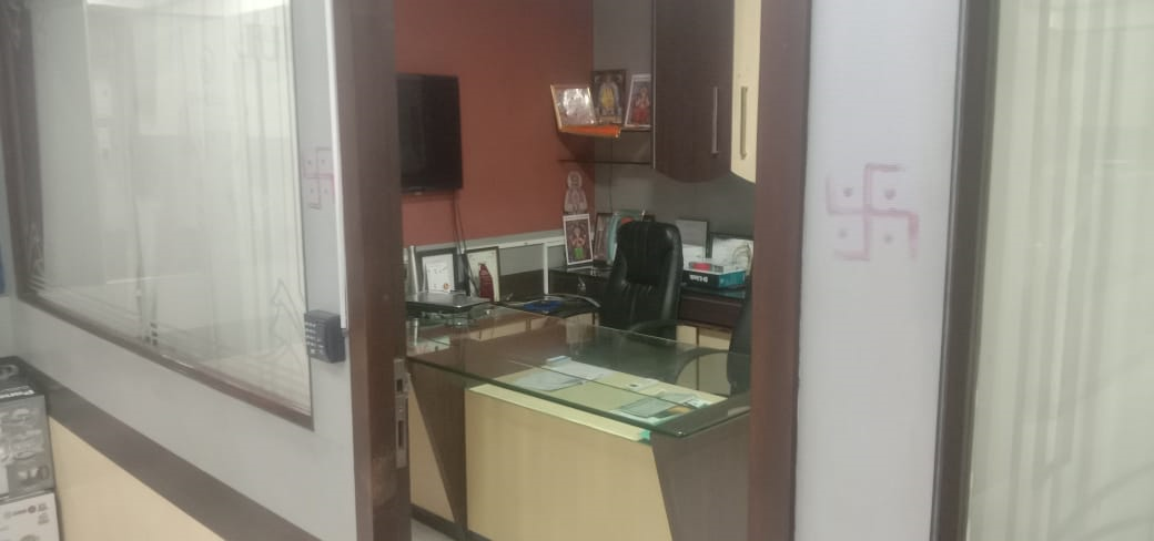 Office Space Semi Furnished in Sky Park , Goregaon West