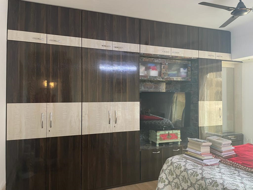 15 - Kanakia Paris, Bandra East