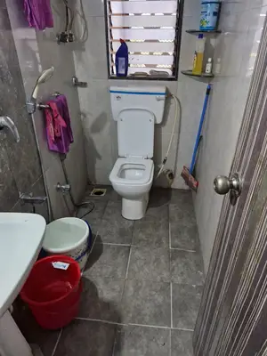 1 BHK Bayview CHS, Malad West — for Sale — photo 5 thumbnail