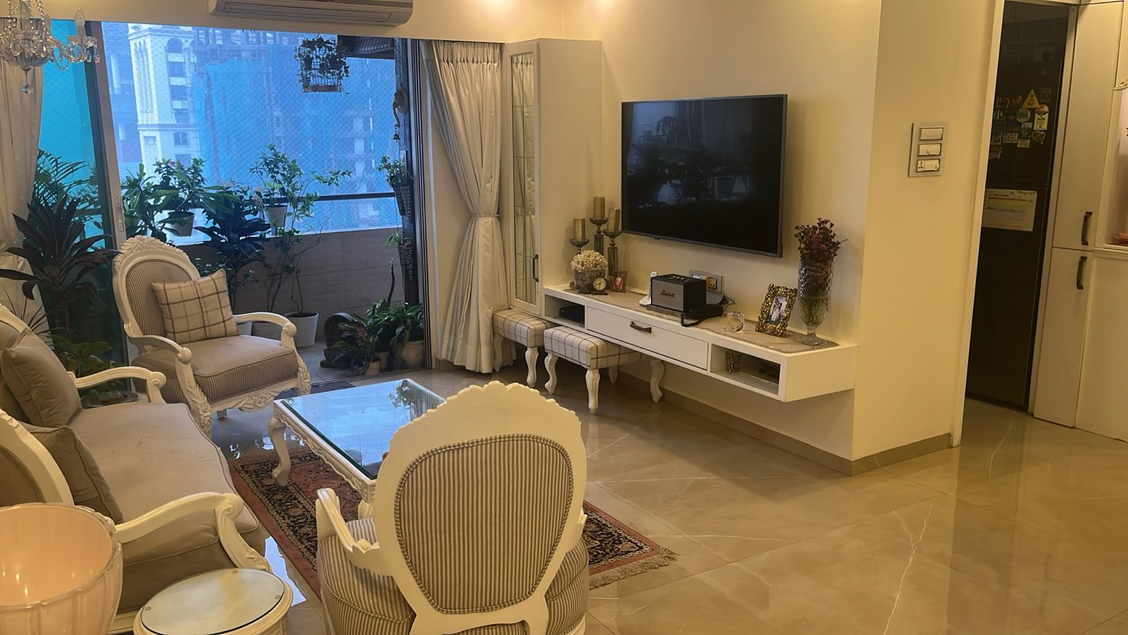 2 BHK Fully Furnished in Lokhandwala Harmony , Worli