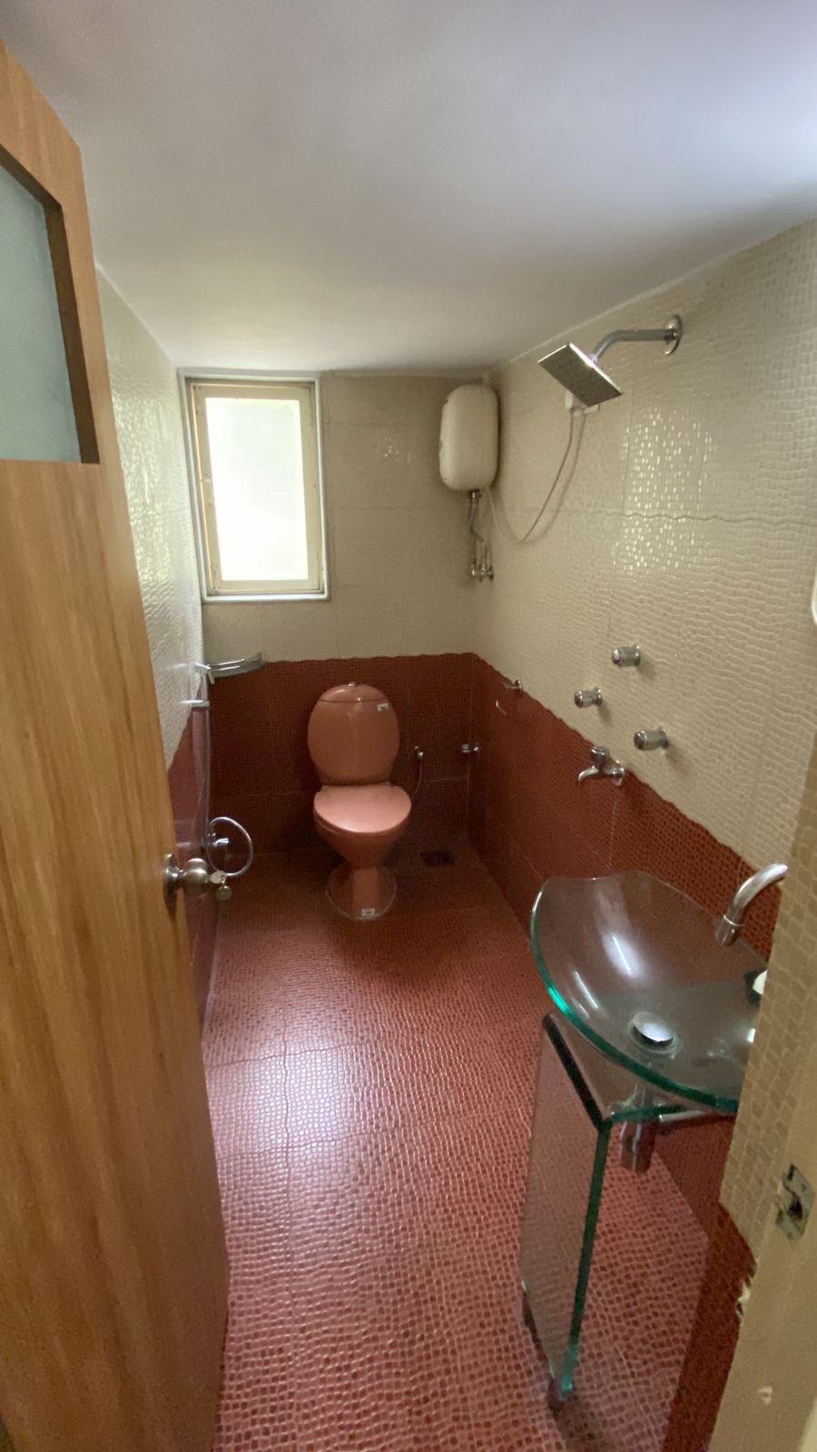 8 - Bajaj Diamond, Bandra West