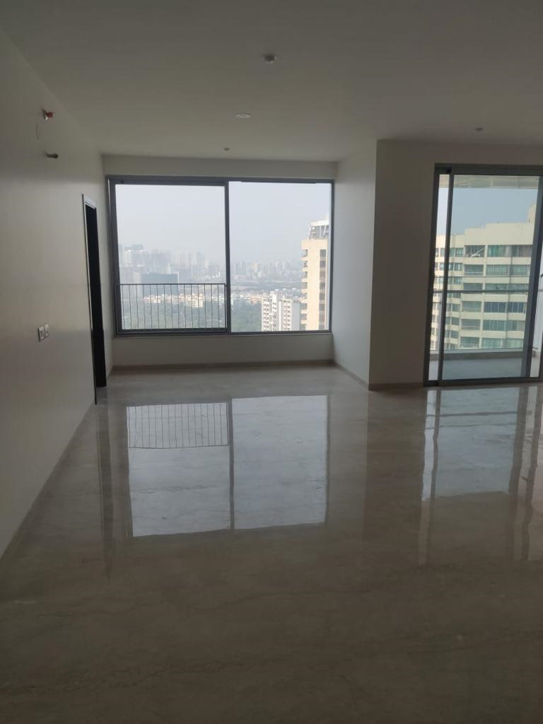 5 BHK Flats on Rent in Oberoi Maxima, Andheri East