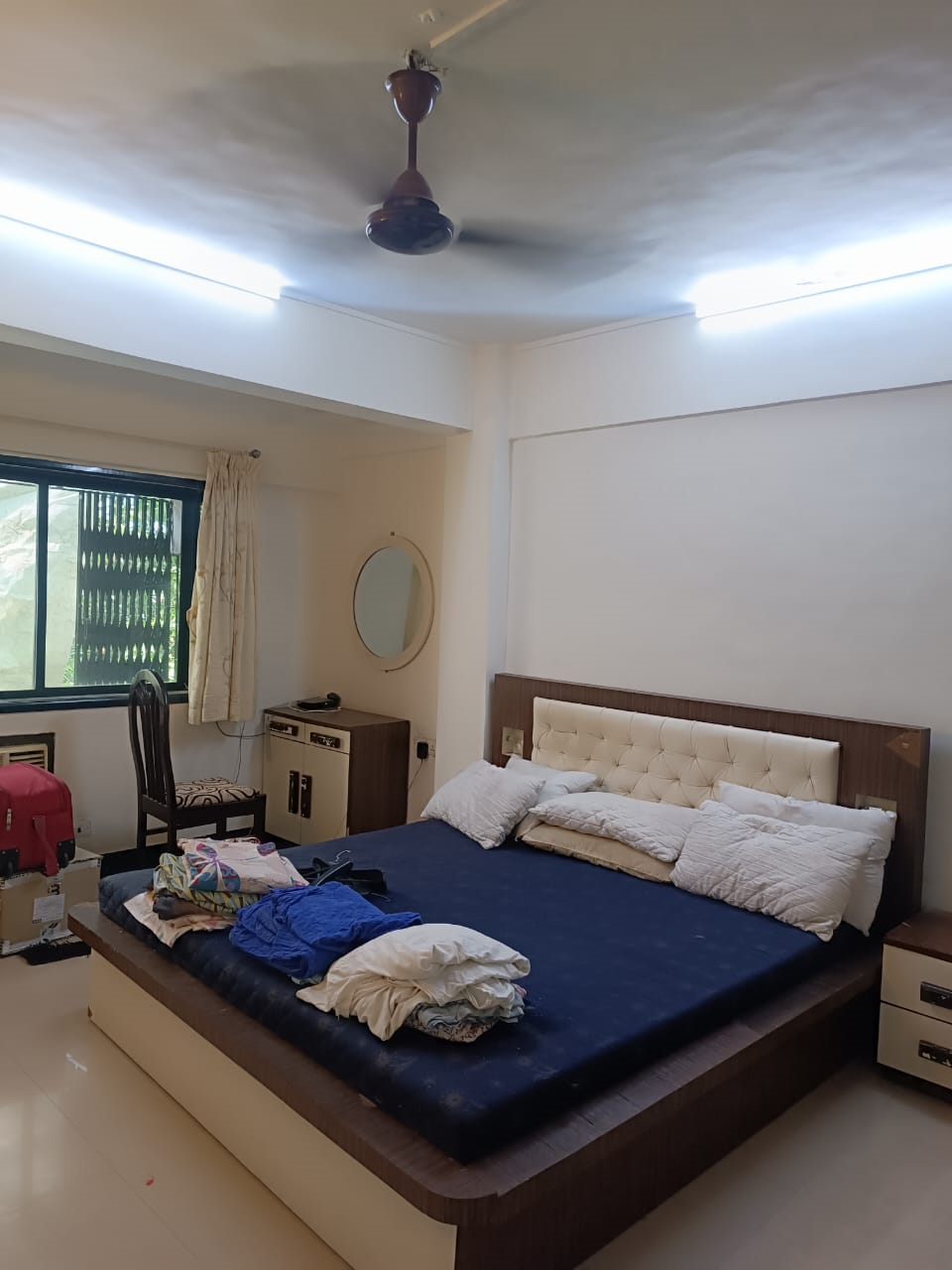 4 BHK Flats on Rent in Kashi Bhavan, Vile Parle East