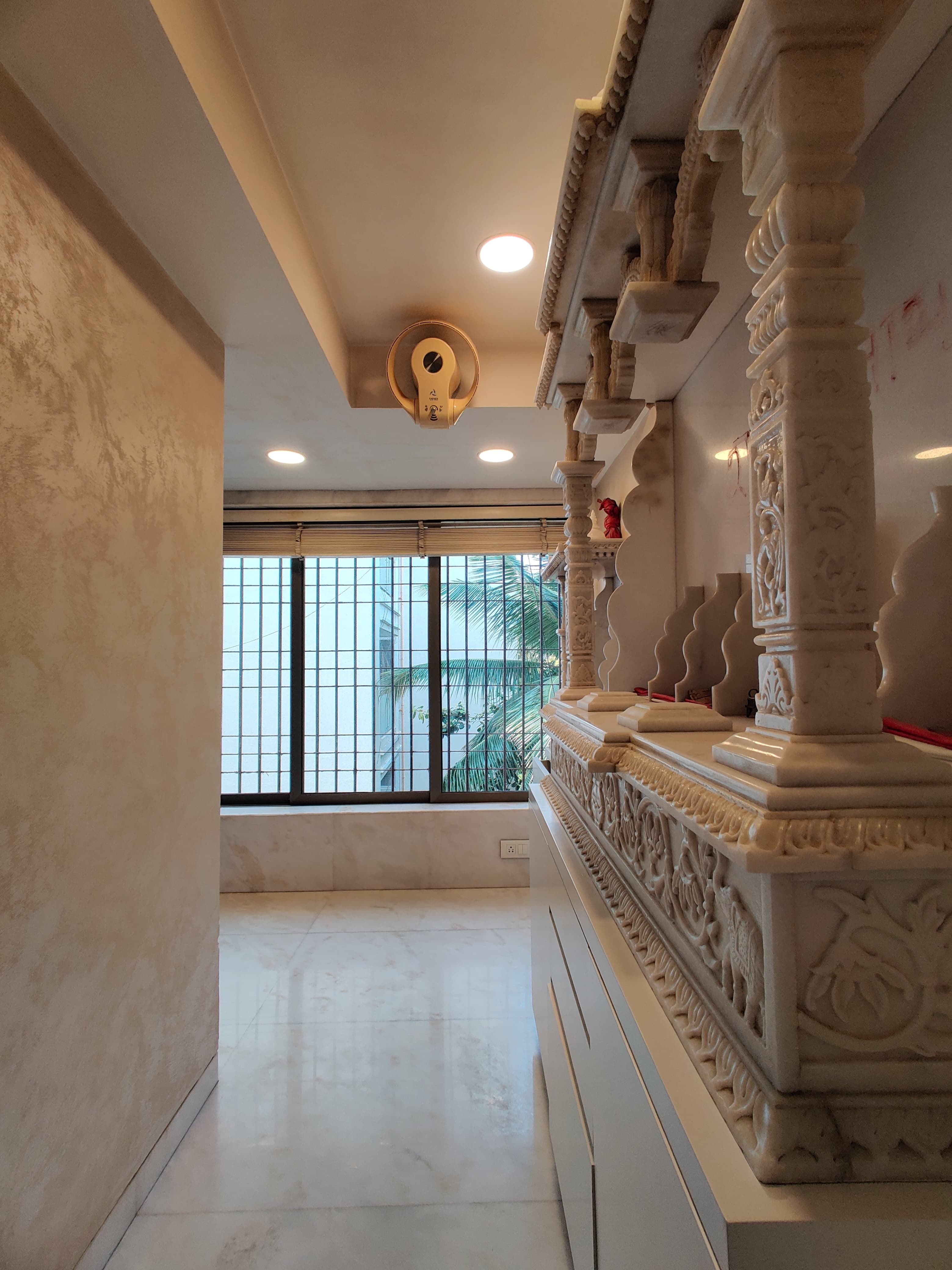 9 - Navratan, Bandra West