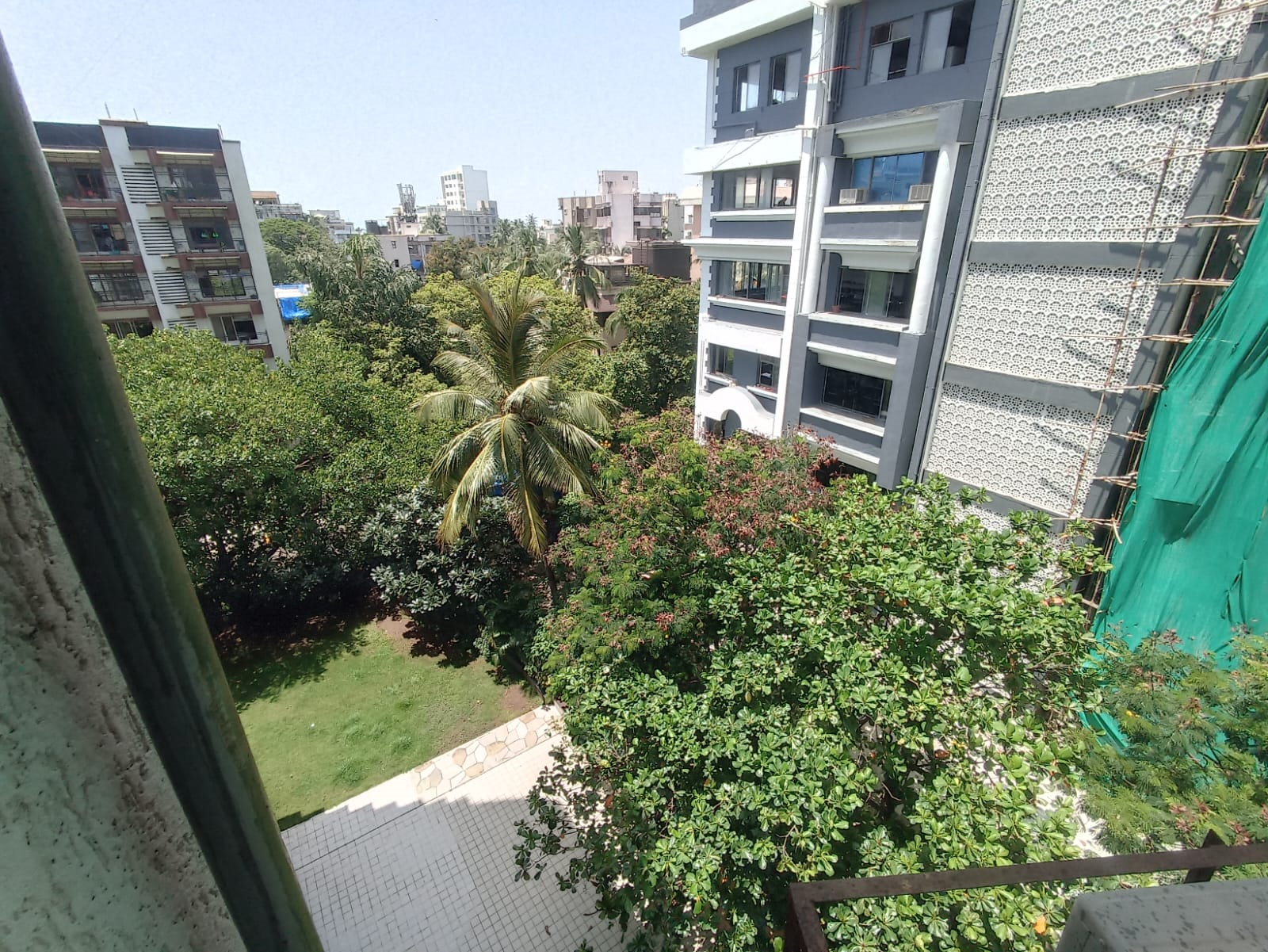 19 - Breezy Heights, Bandra West