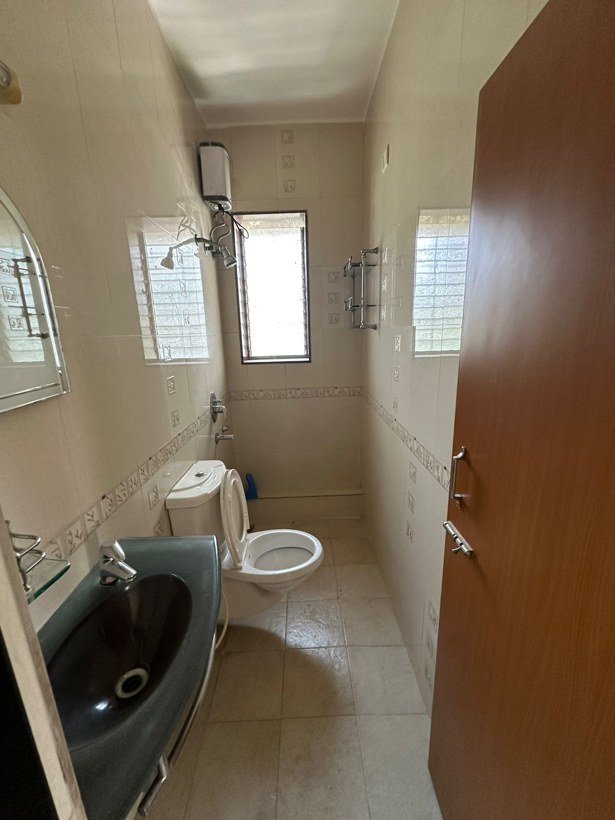 9 - Navsonarbala Annexe, Bandra West