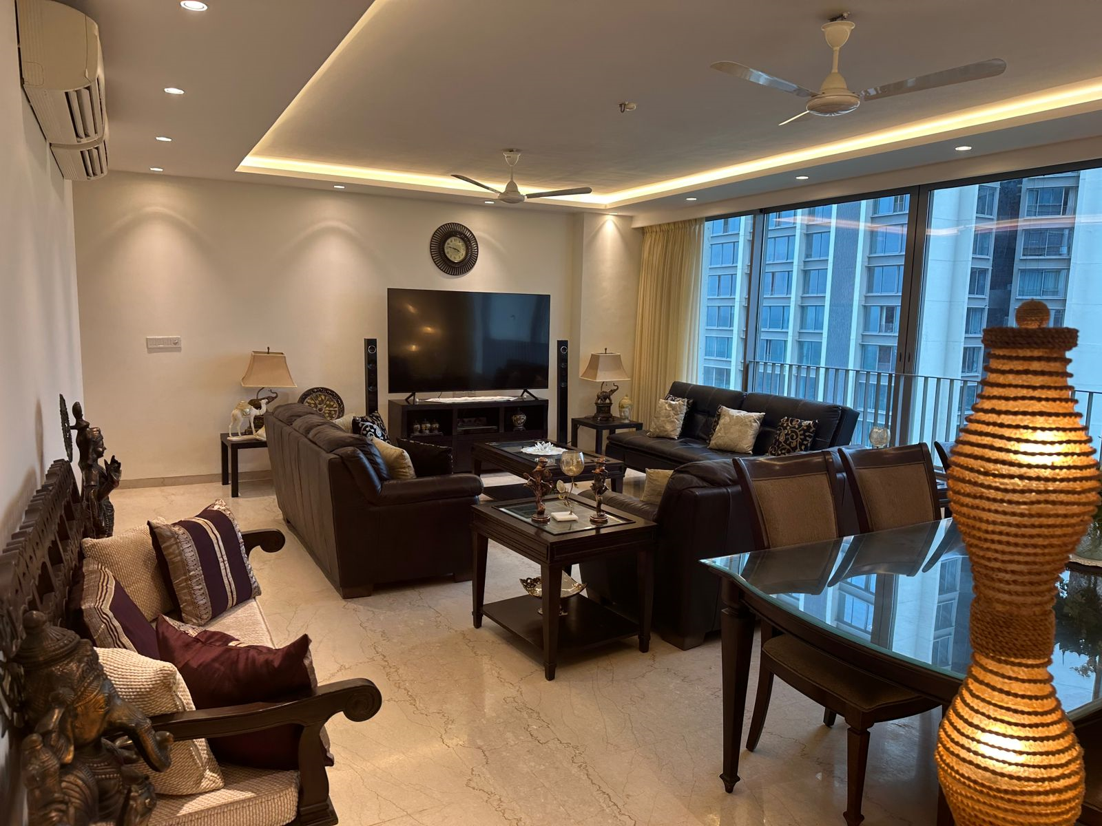 15 - Oberoi Esquire, Goregaon East