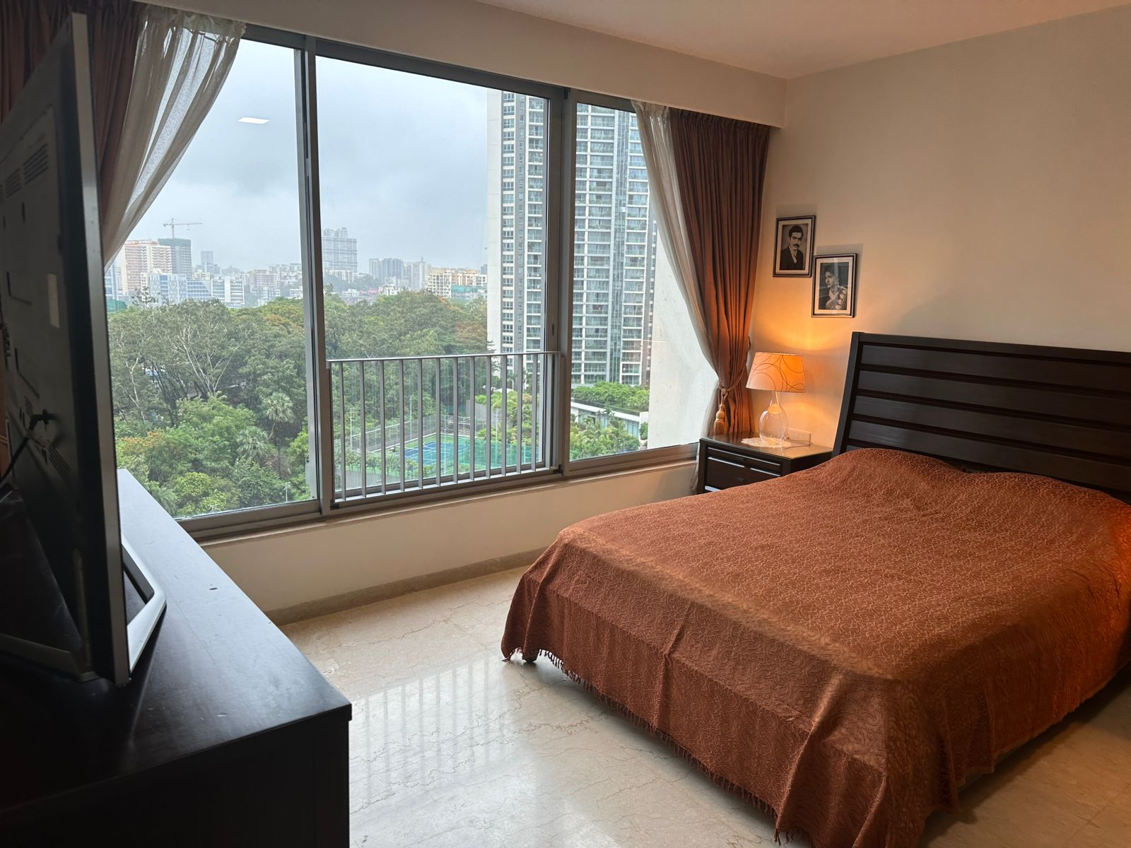 6 - Oberoi Esquire, Goregaon East