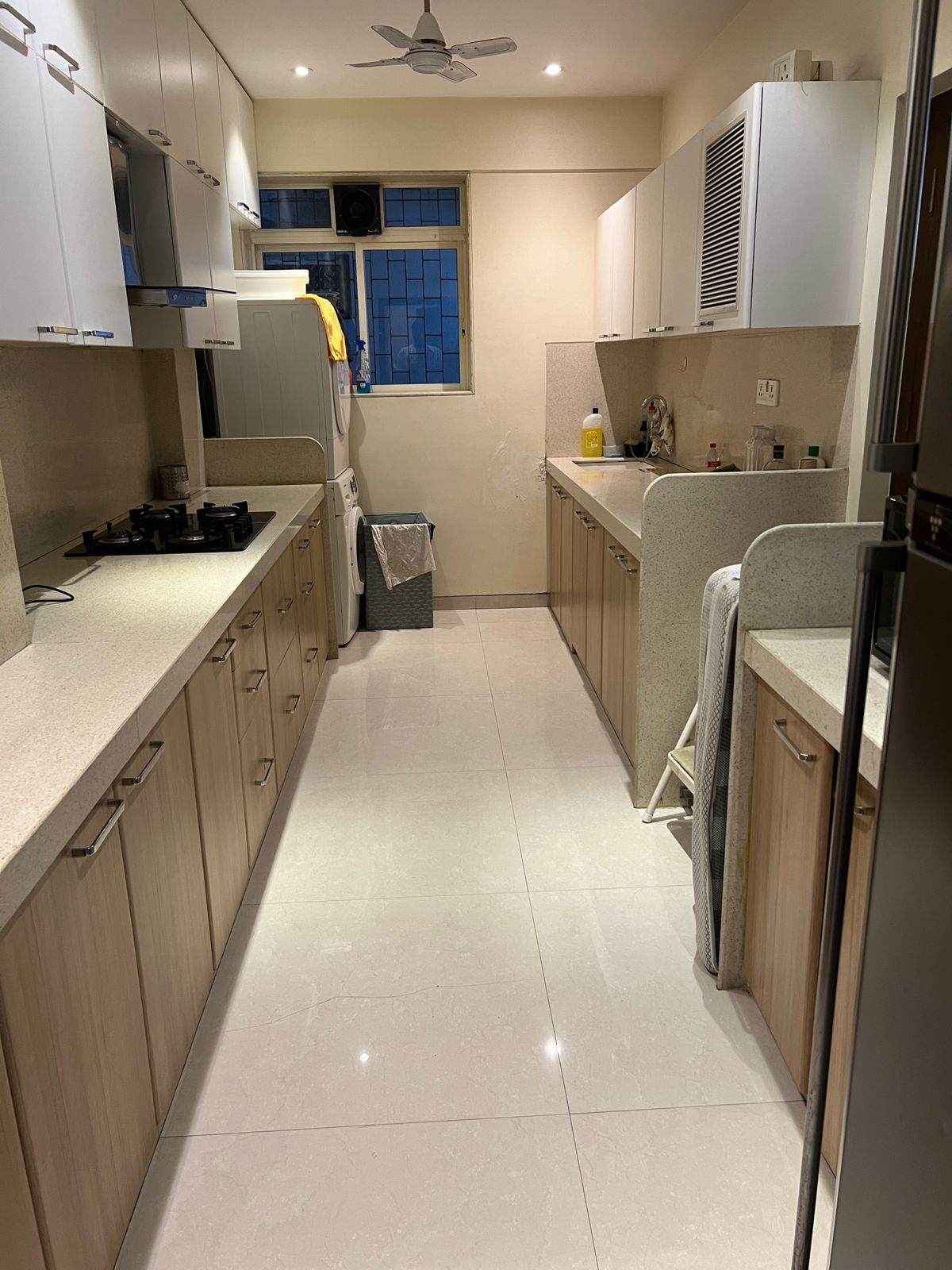 1 - Metropolitan, Bandra West