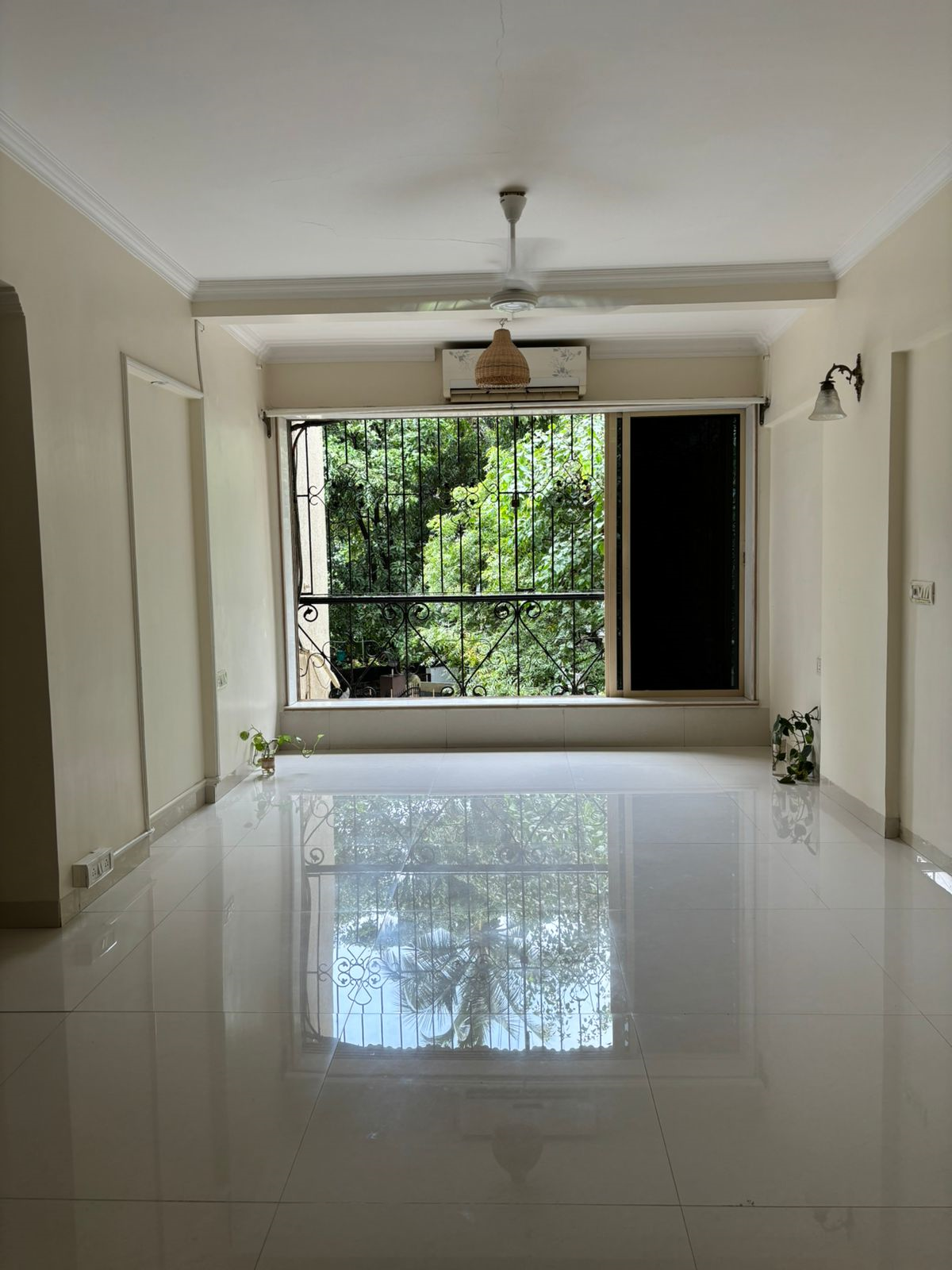 2 BHK Flats on Rent in St Annes Apartment, Bandra West