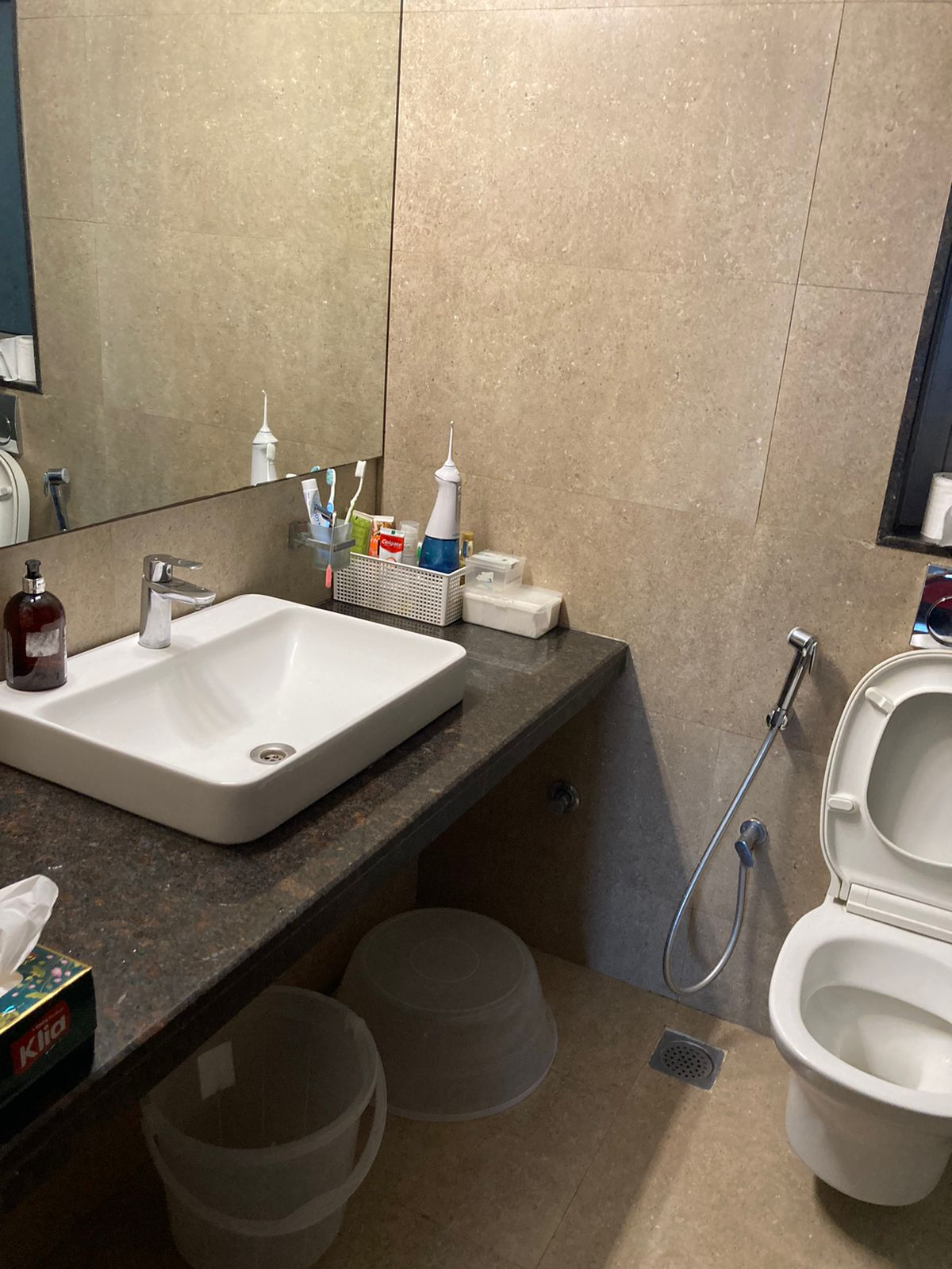 2 BHK Flats on Rent in Adani Western Heights, Andheri West