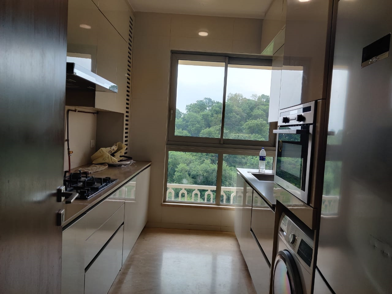 15 - Castle Rock, Powai