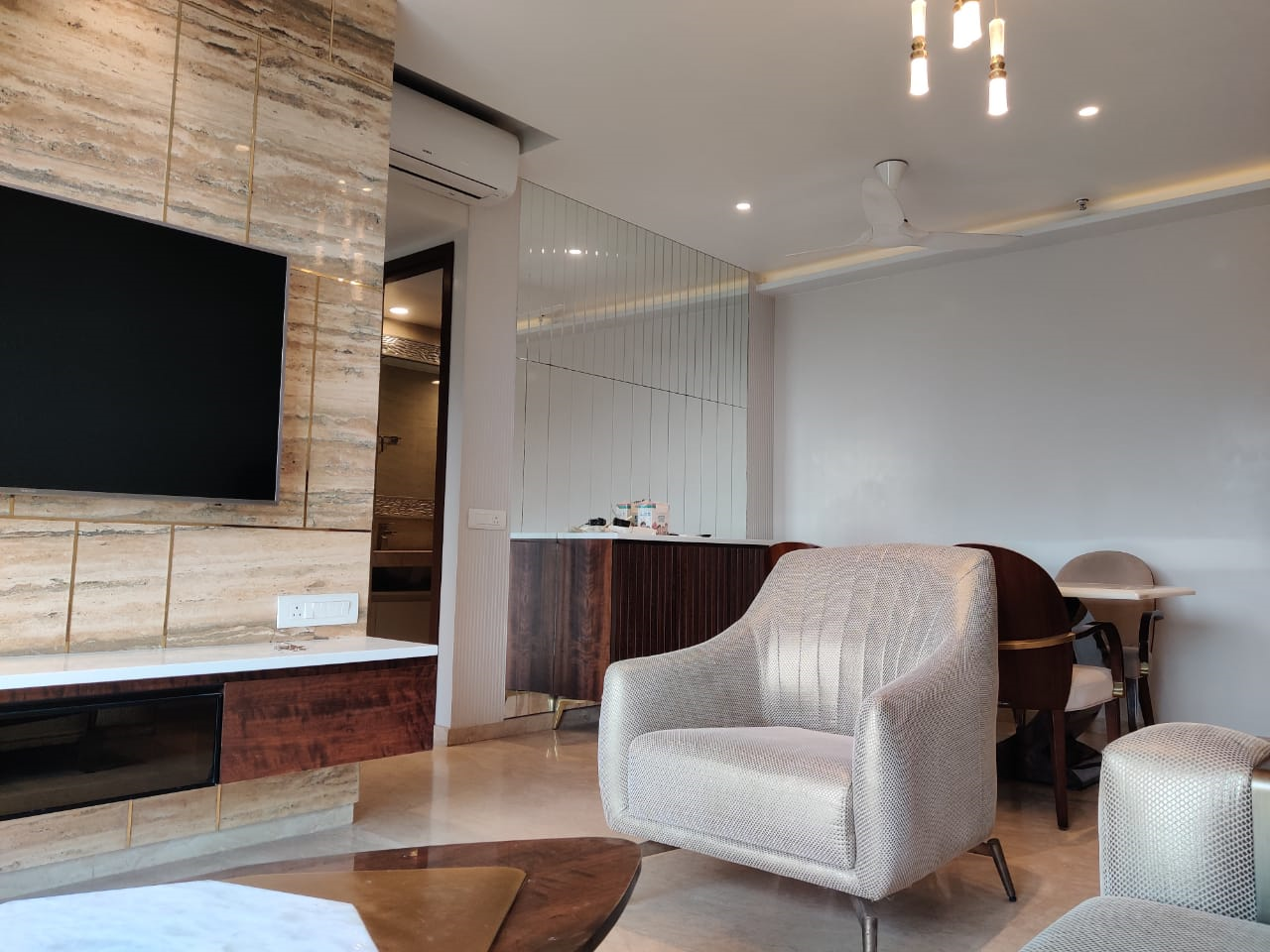 5 - Castle Rock, Powai