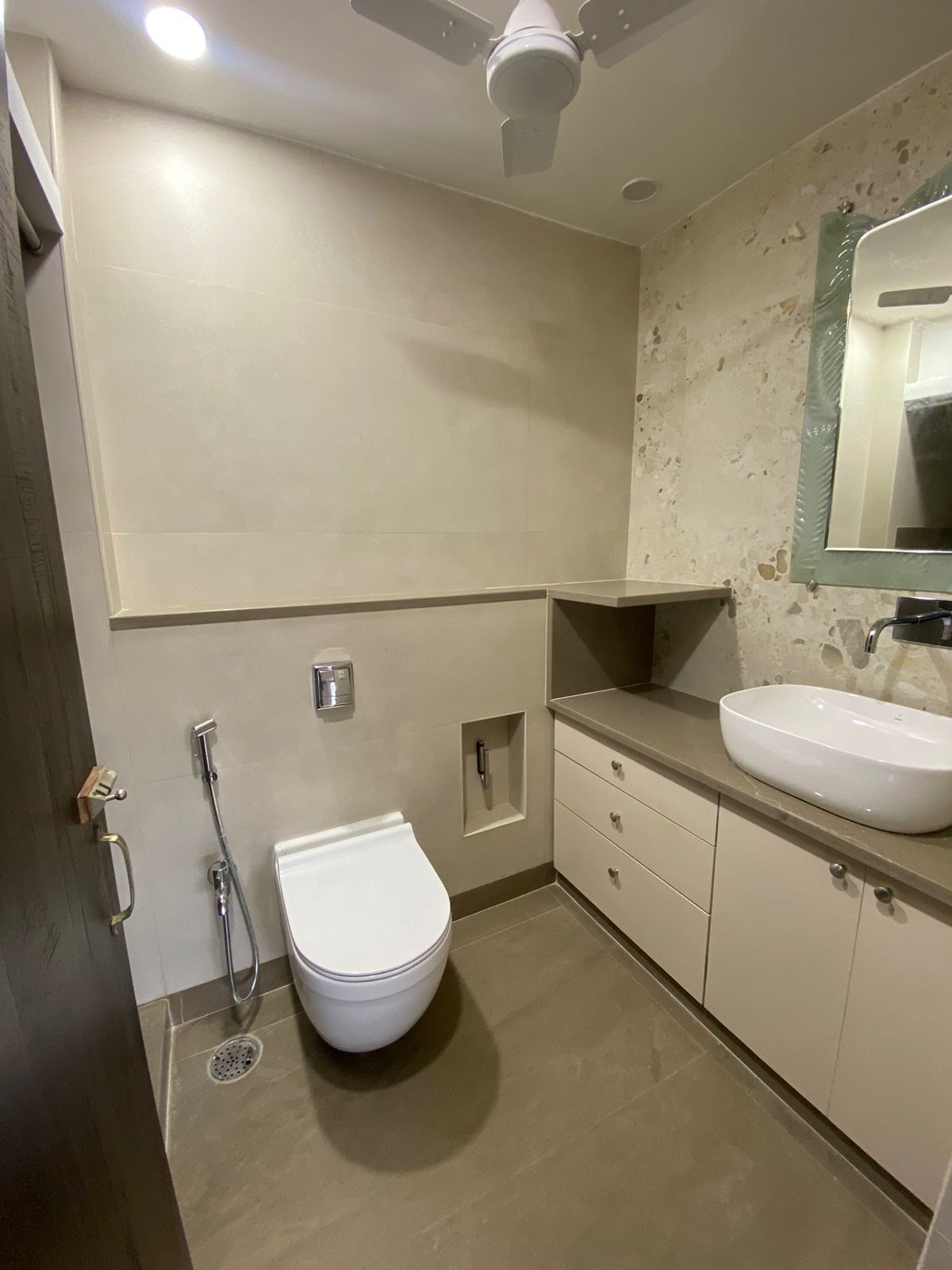 3 - Gabbana House Apartment, Khar West