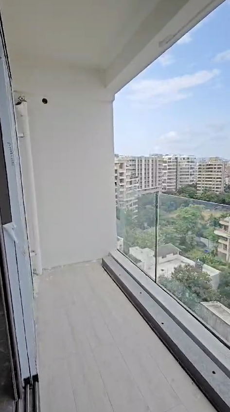 4 - Aaradhya Evoq, Juhu