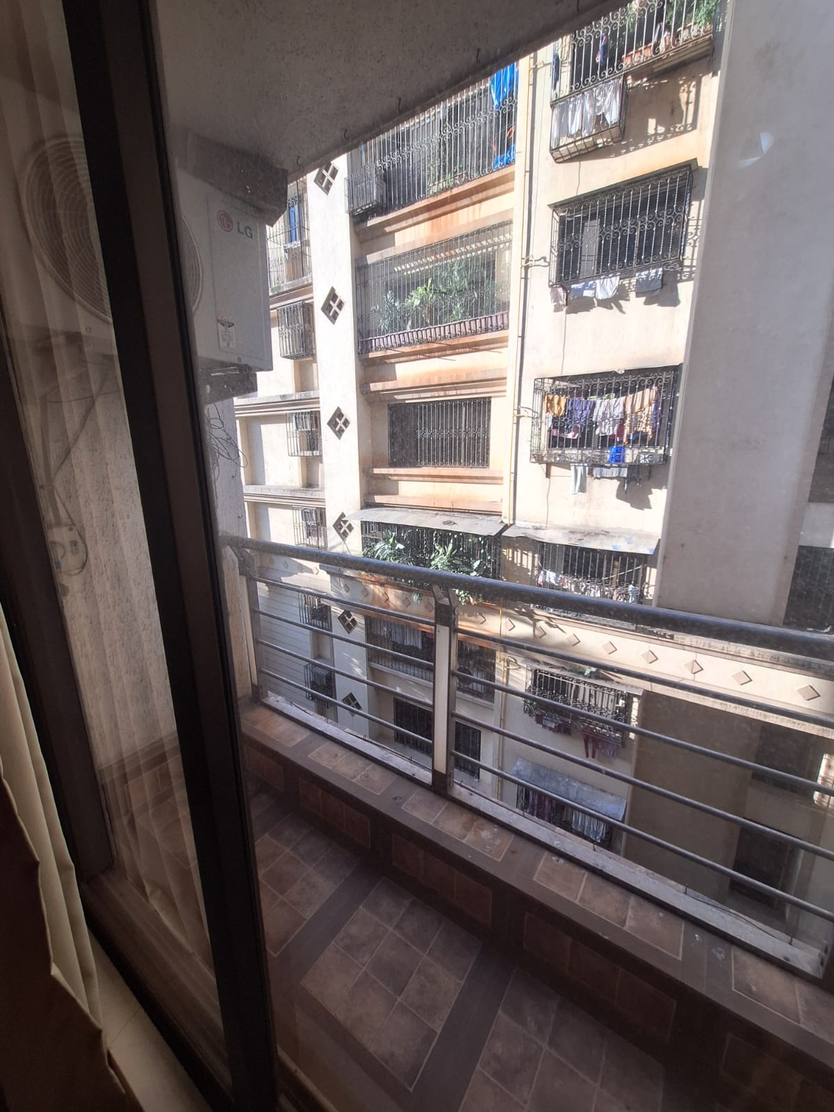 6 - Pacific Enclave, Khar West