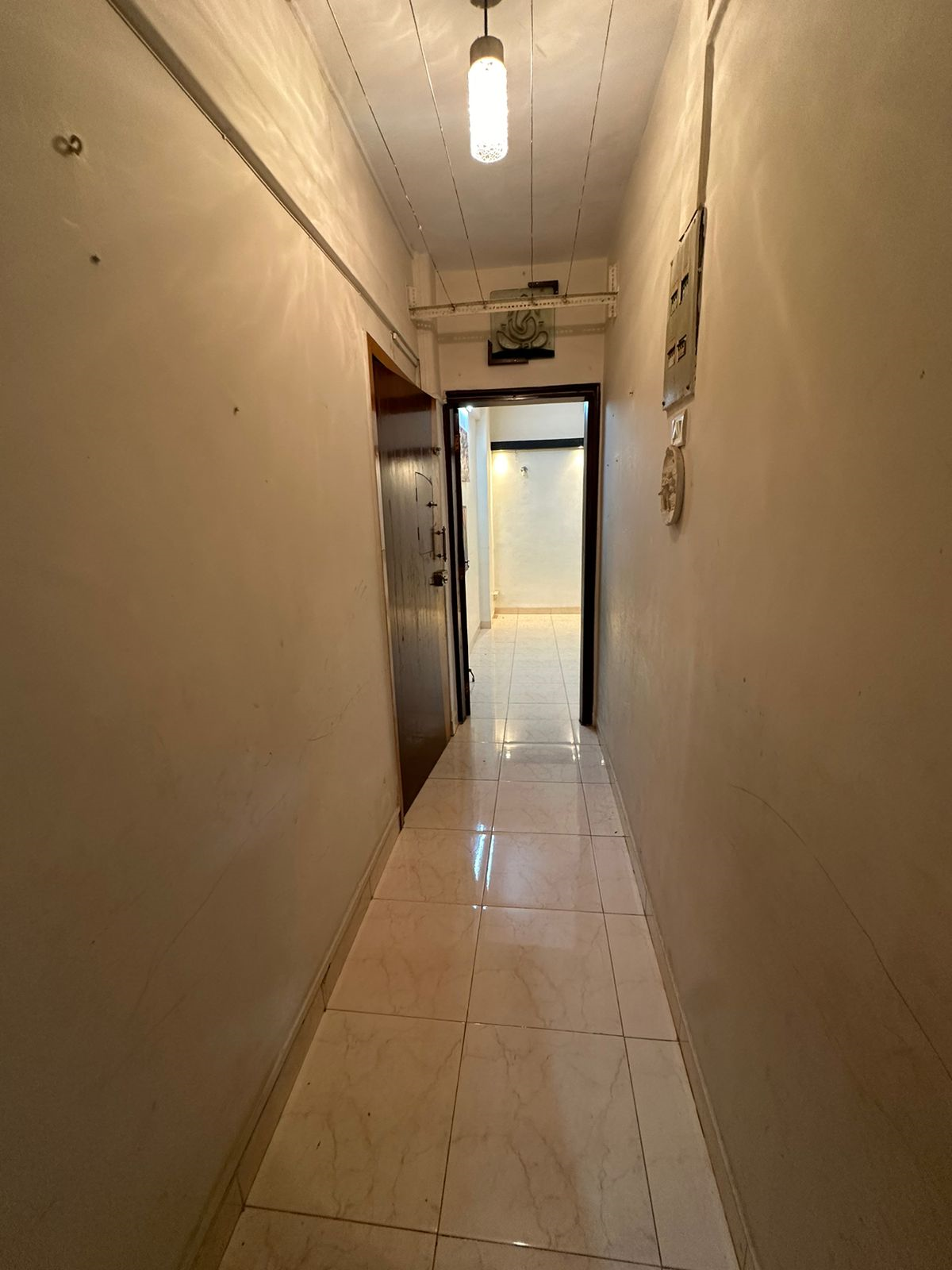 2 BHK Flats on Rent in Cozy Home, Bandra West