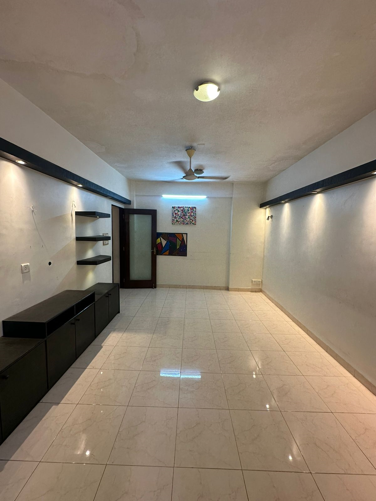 12 - Cozy Home, Bandra West