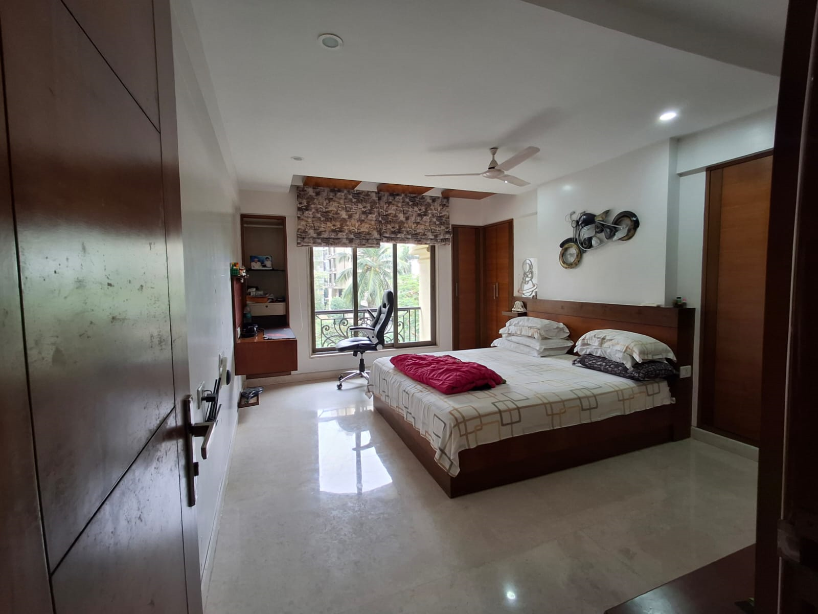 4 BHK Flats on Rent in Tirupati Balaji Towers, Santacruz West