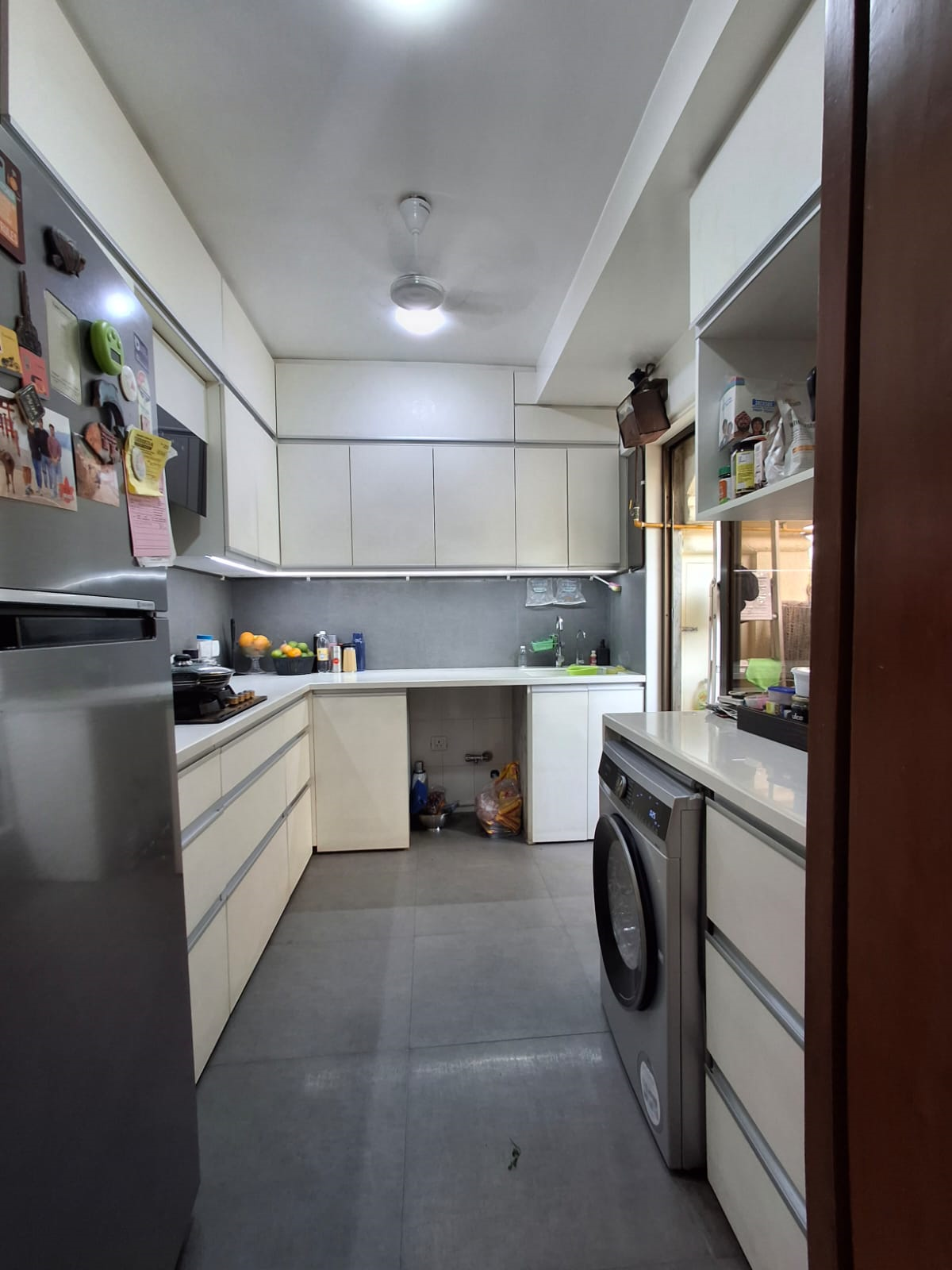 4 BHK Flats on Rent in Tirupati Balaji Towers, Santacruz West