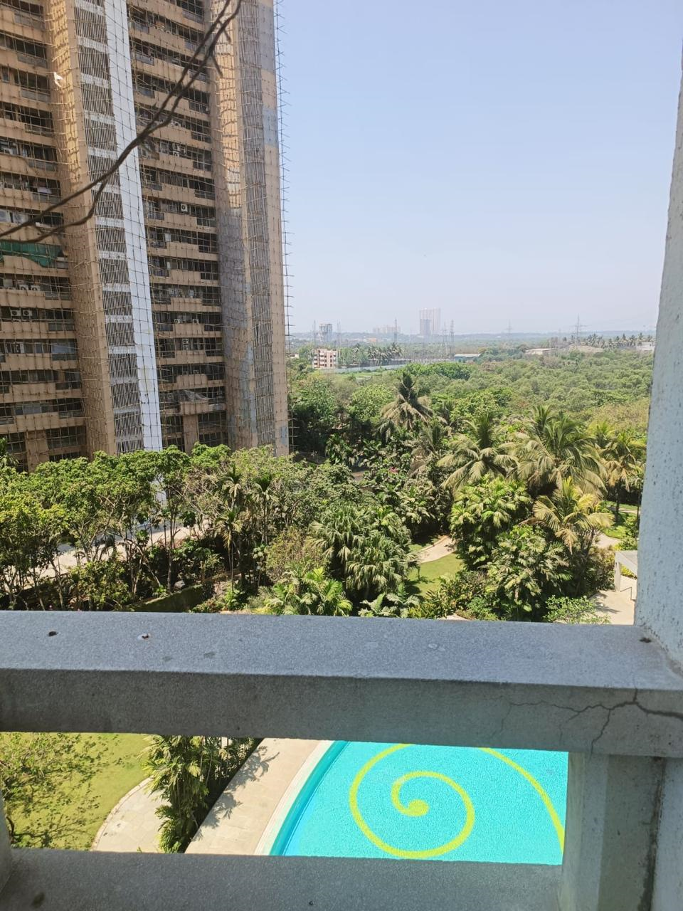 Oberoi Sky Heights