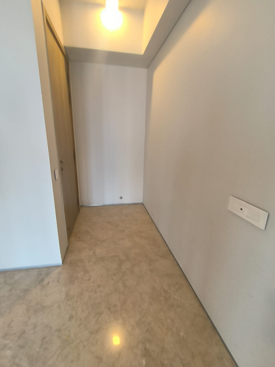 3 BHK Flats on Rent in Rustomjee Seasons, Bandra East